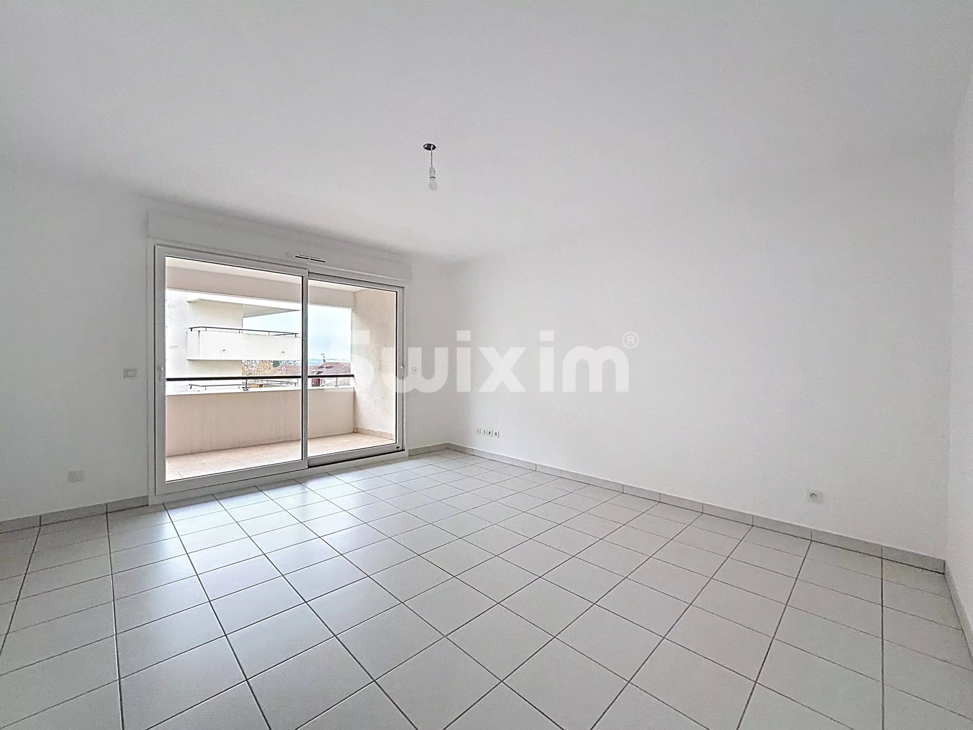 Venta Apartamento Prévessin-Moëns 2&nbsp;Salas 49&nbsp;m²