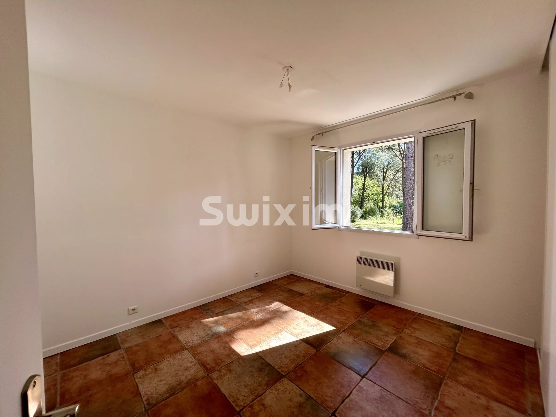 villa 4 Quartos para venda sobre Vidauban (83550)