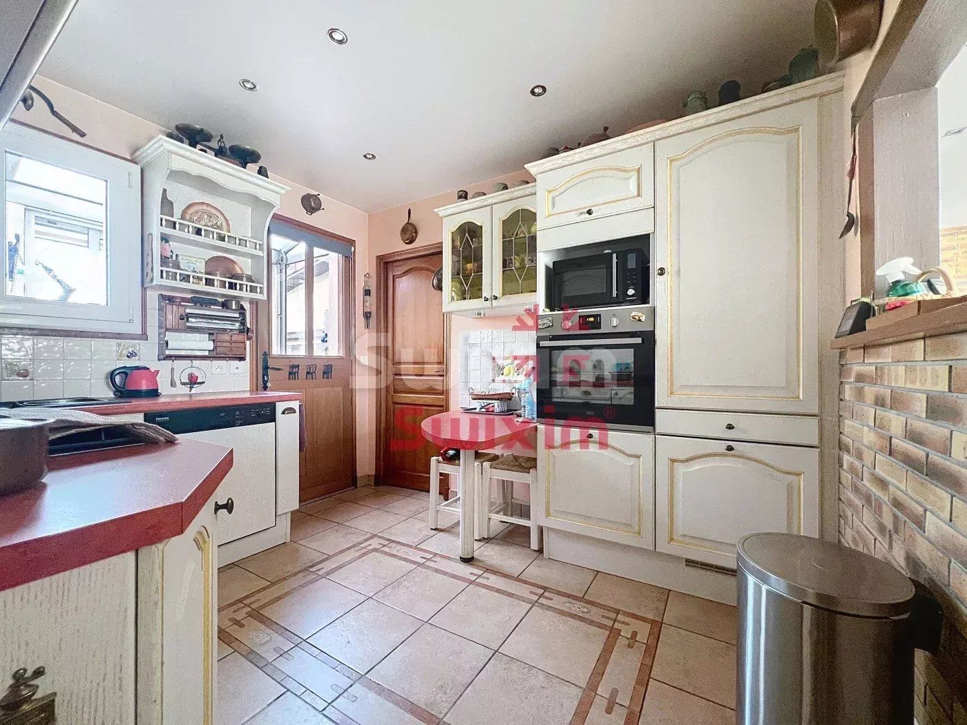 casa 5 Camere in vendita su Gagny (93220)