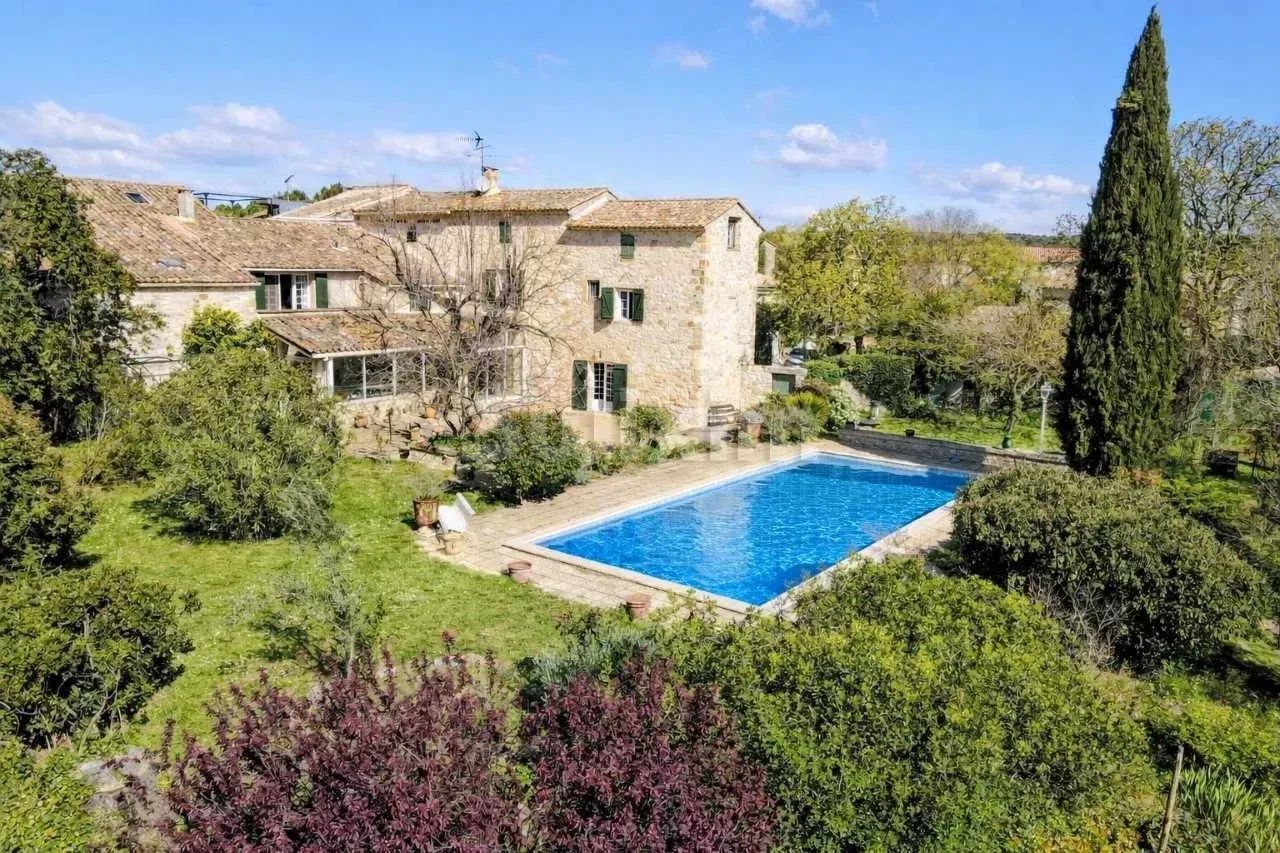 propriedade 11 Quartos para venda sobre Uzès (30700)