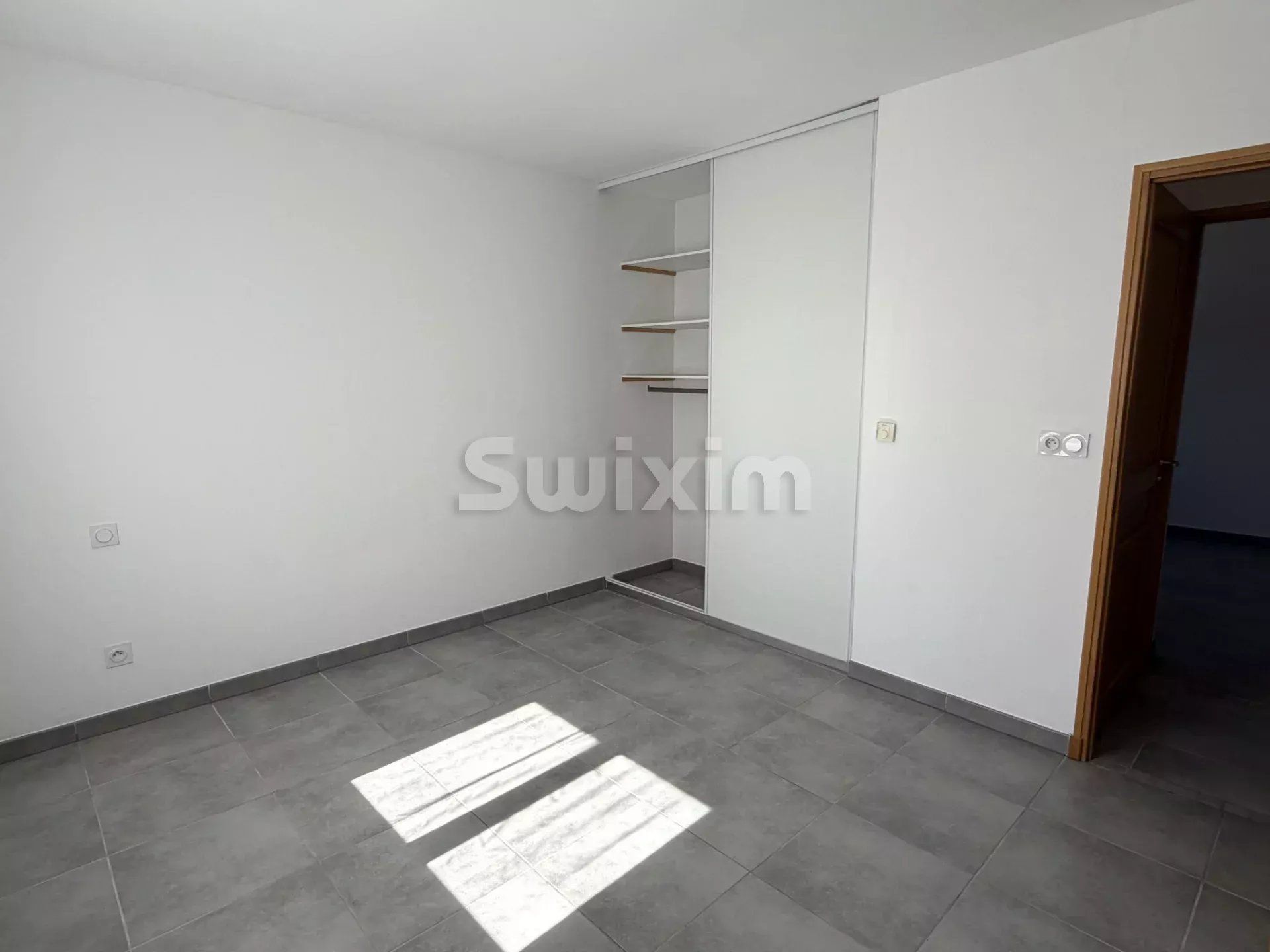 house 5 Rooms for rent on Saint-Privat-des-Vieux (30340)