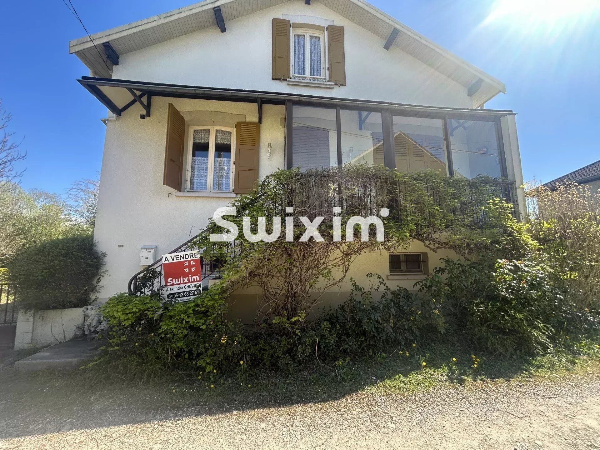 casa 6 Camere in vendita su Lons-le-Saunier (39000)