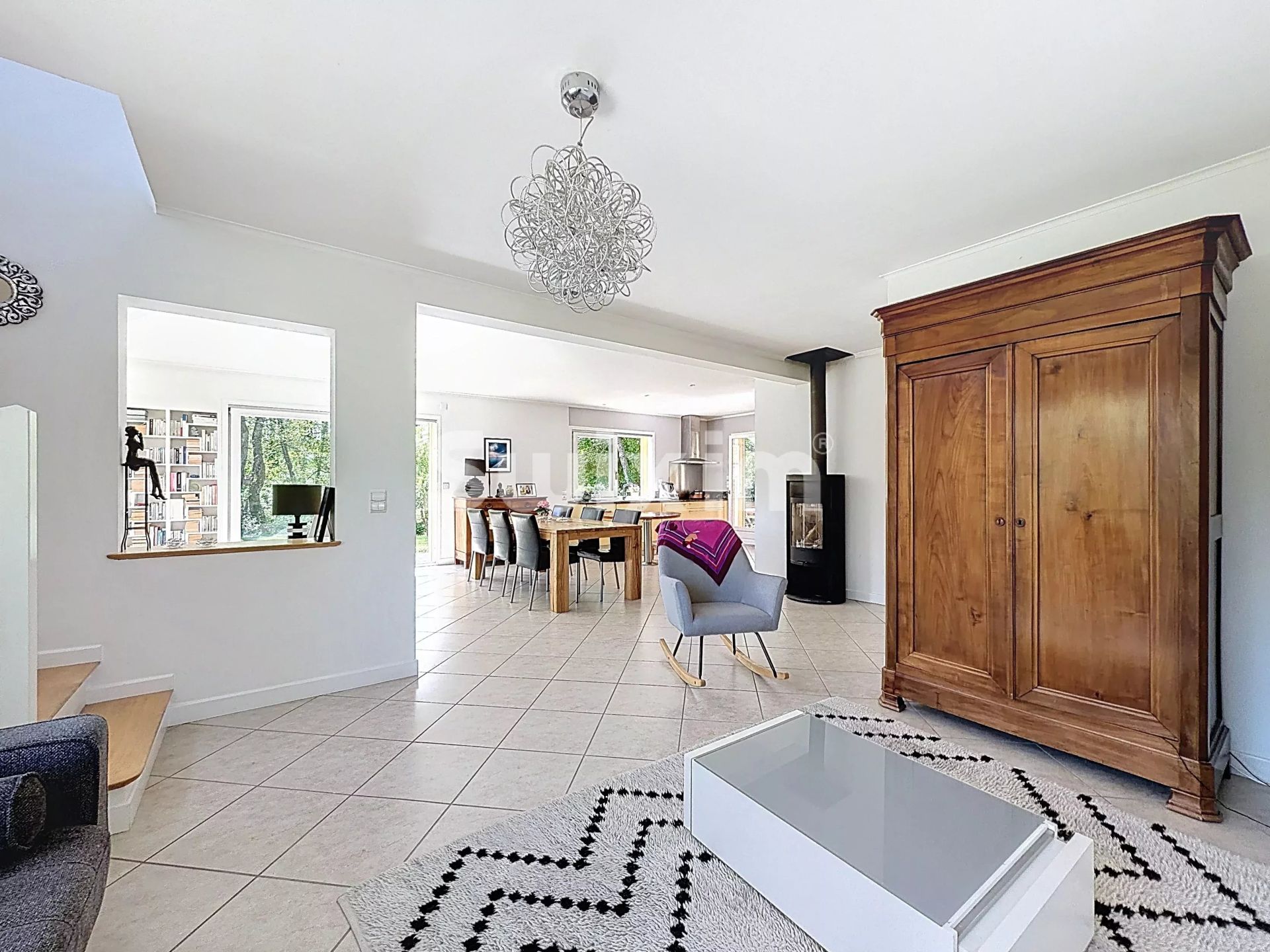 casa 5 Quartos para venda sobre Divonne-les-Bains (01220)