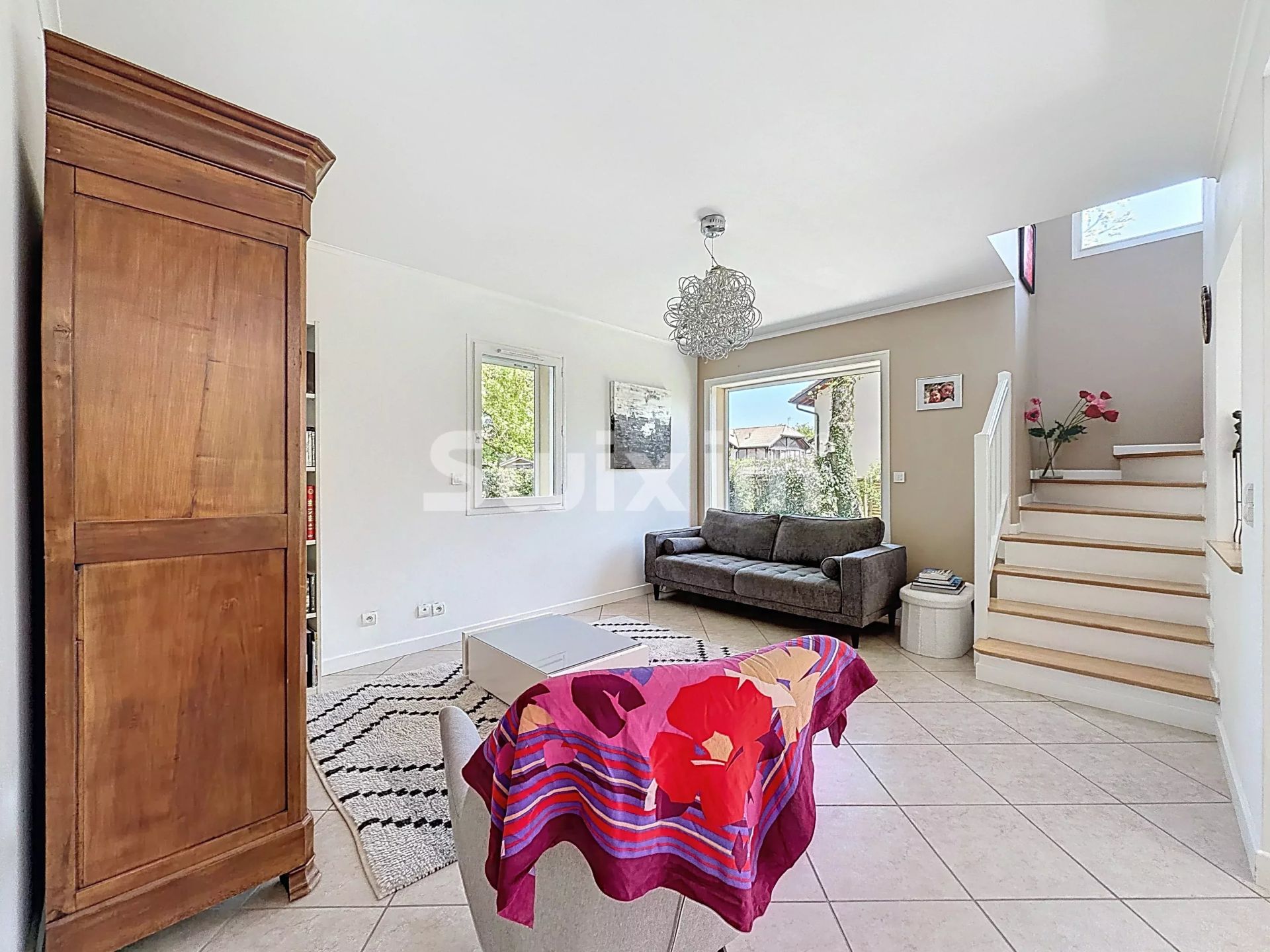 casa 5 Quartos para venda sobre Divonne-les-Bains (01220)