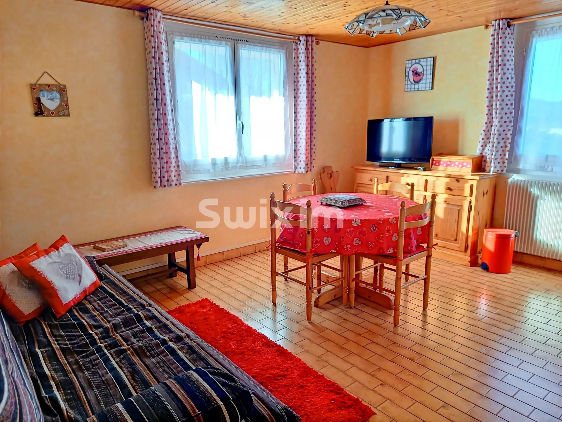 apartment 2 Rooms for rent on Les Rousses (39220)