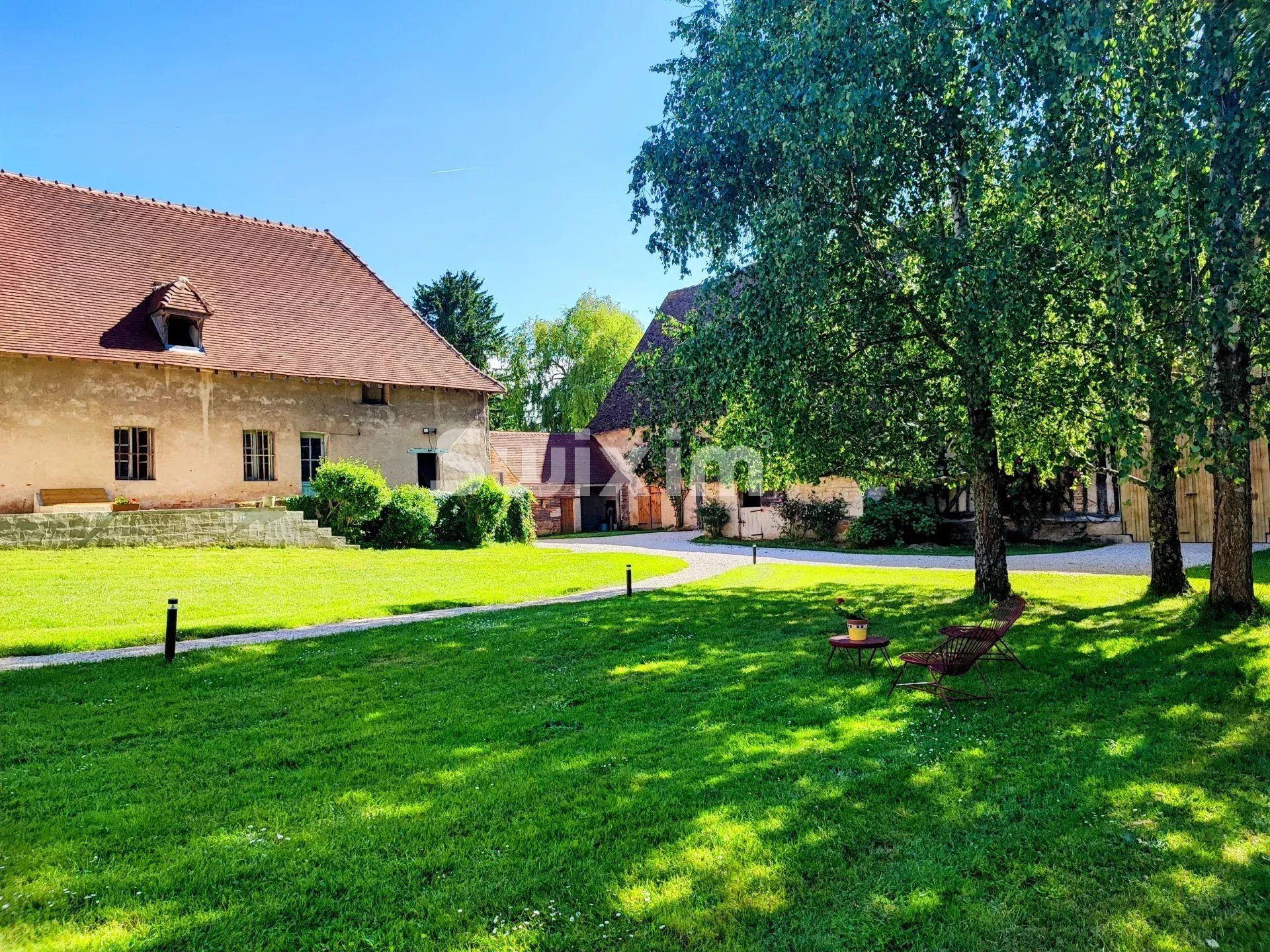 propriété 8 Pièces en vente sur Seurre (21250)