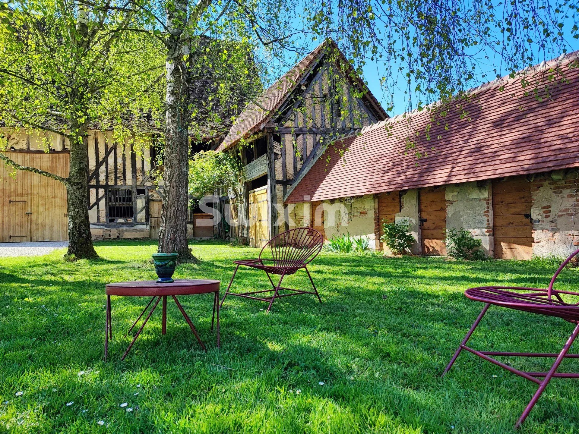 propriété 8 Pièces en vente sur Seurre (21250)