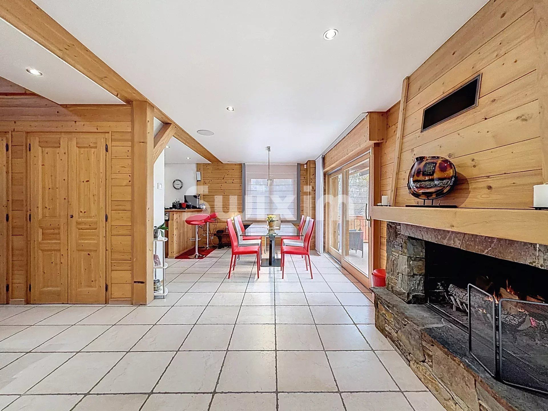 chalet 8 Pièces en vente sur Farges (01550)