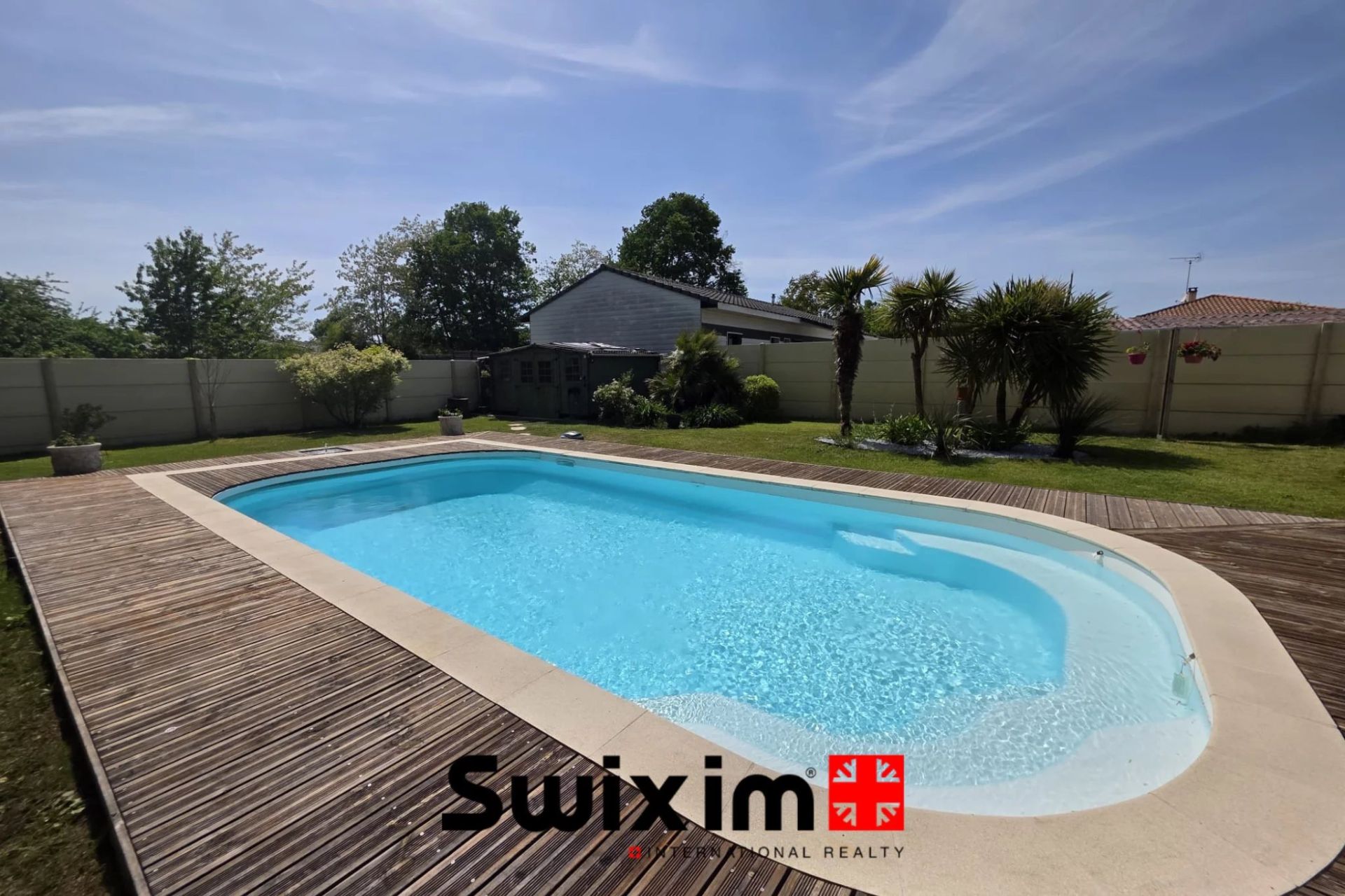 house 6 Rooms for sale on Saint-Laurent-Médoc (33112)