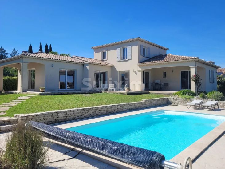 Verkauf Villa Arpaillargues-et-Aureillac 4&nbsp;Zimmer 152&nbsp;m²