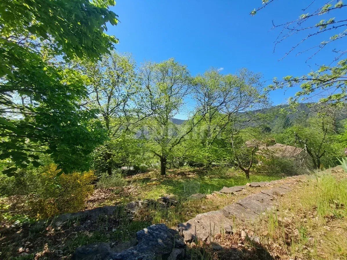 casa 3 Quartos para venda sobre Sénéchas (30450)