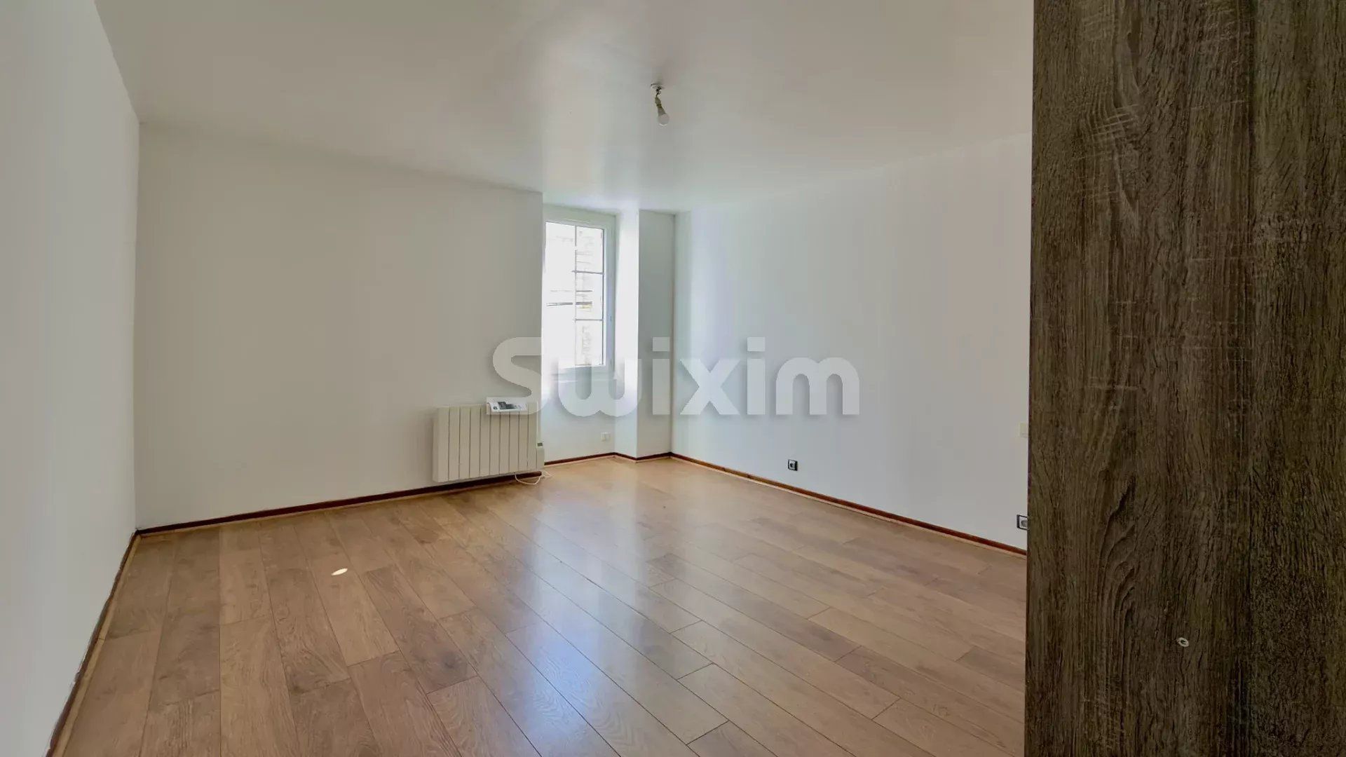 casa 4 Camere in vendita su Remoulins (30210)