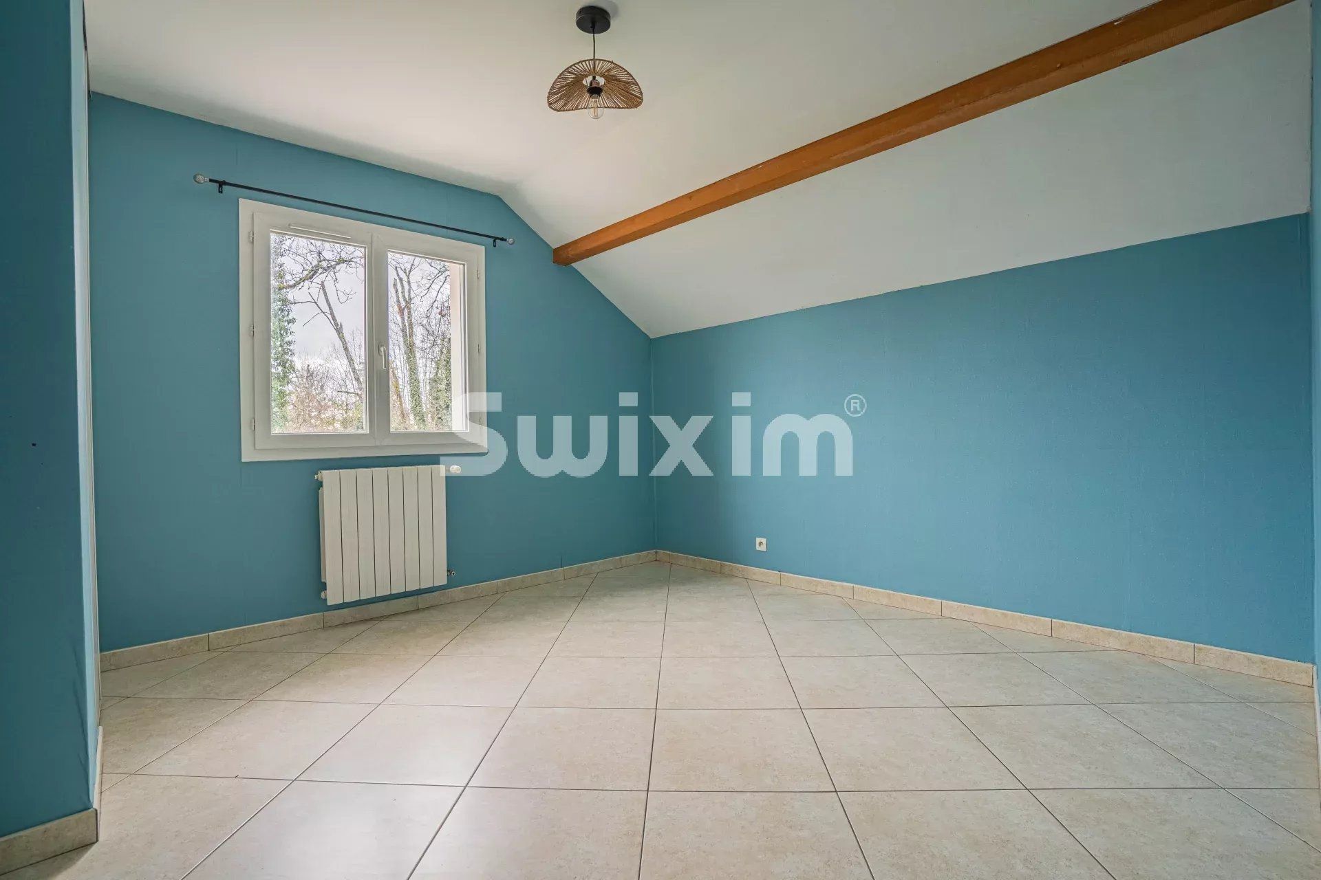 casa 8 Quartos para venda sobre Gex (01170)