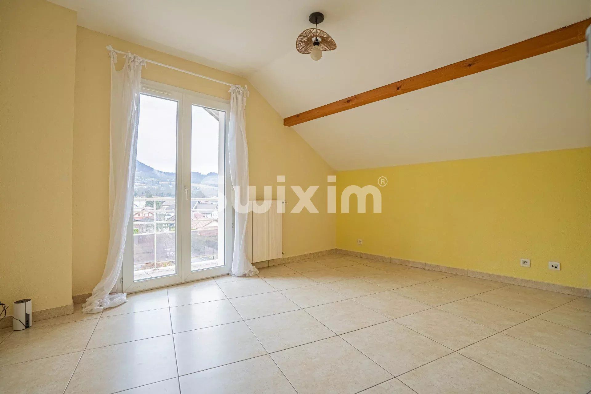 casa 8 Quartos para venda sobre Gex (01170)