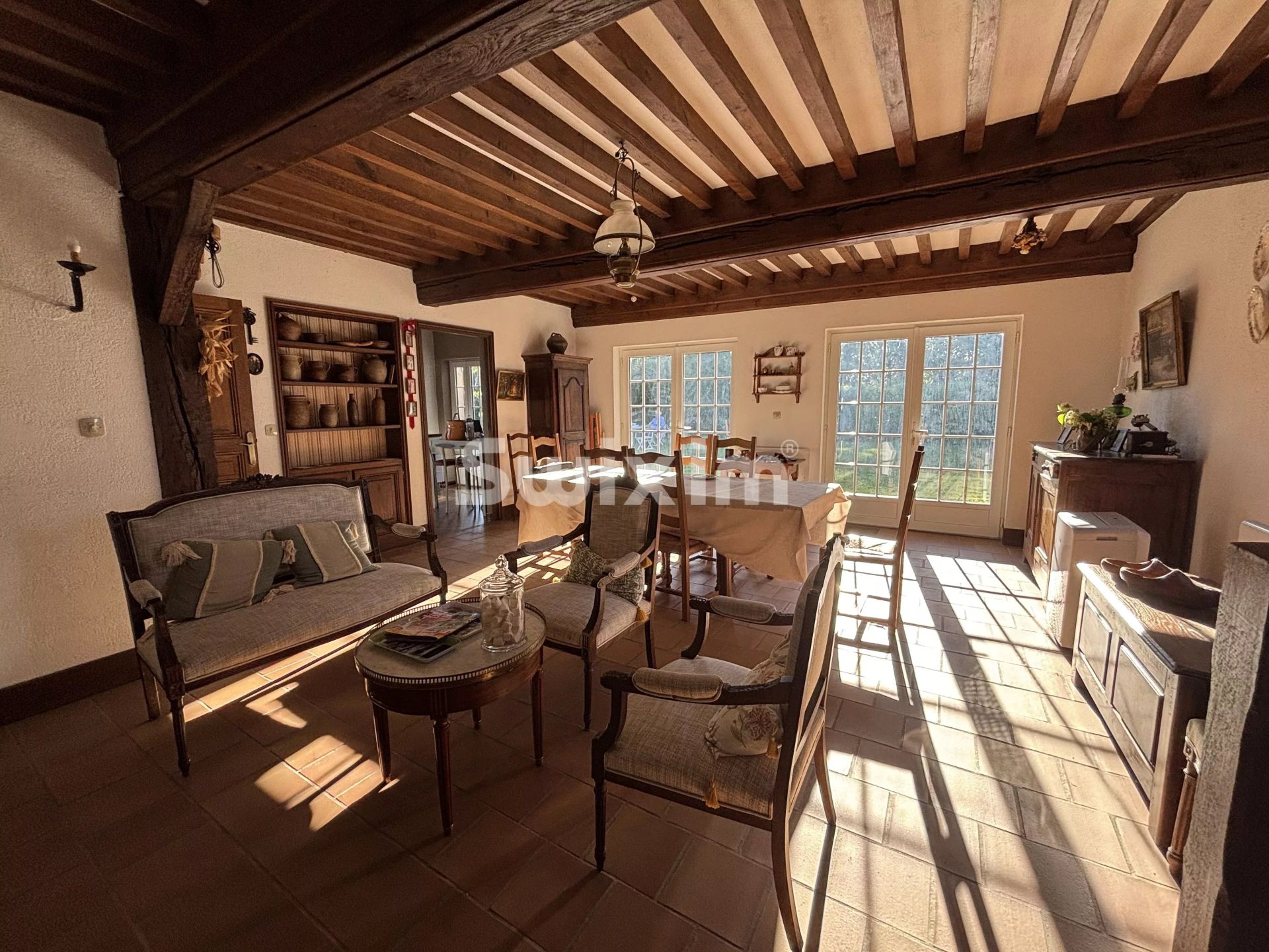 casa 6 Camere in vendita su La Roche-en-Brenil (21530)