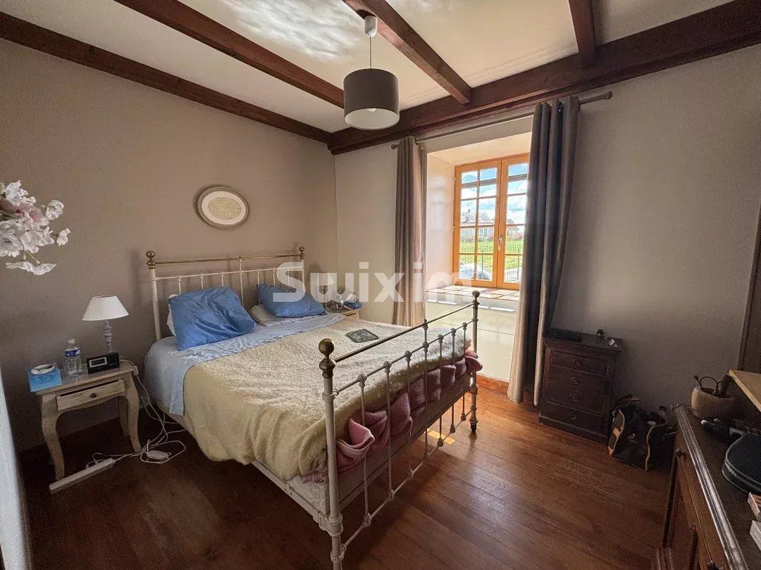 casa 6 Camere in vendita su La Roche-en-Brenil (21530)
