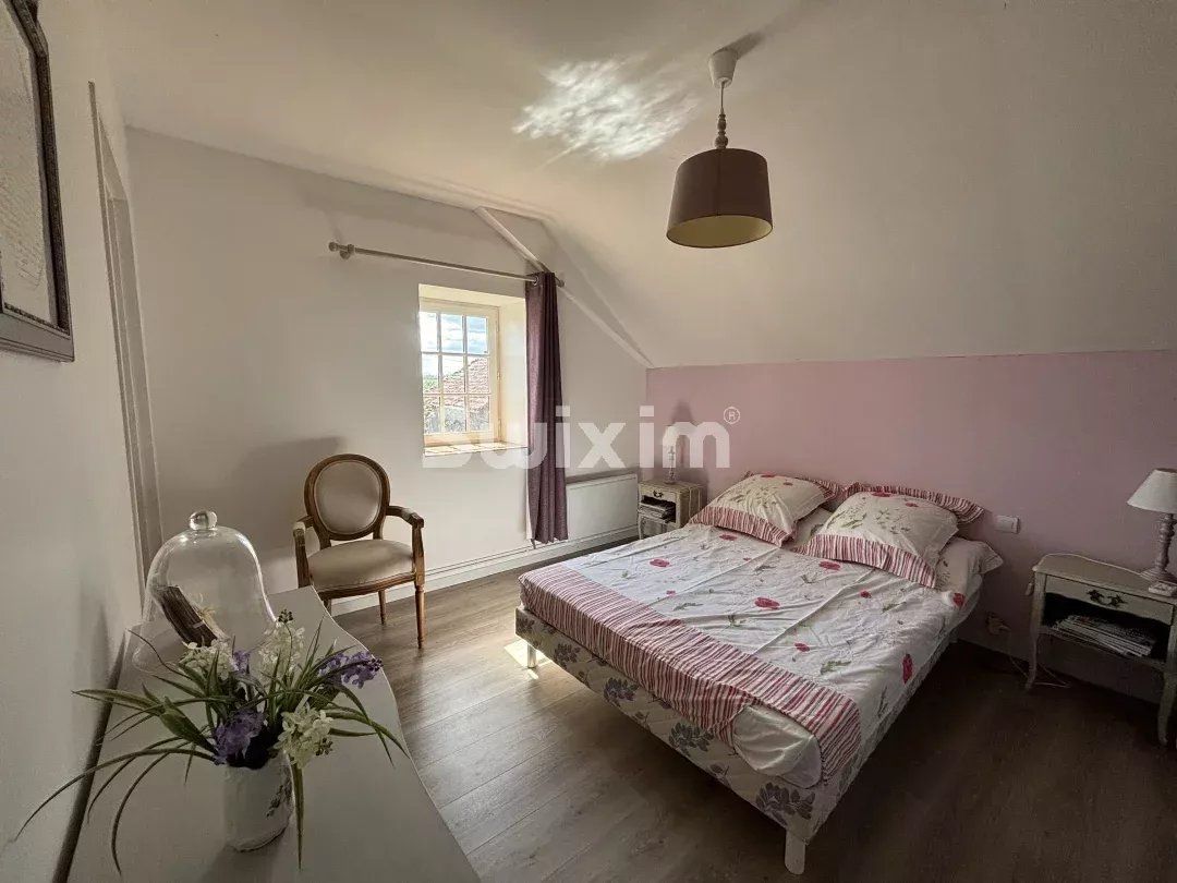 casa 6 Camere in vendita su La Roche-en-Brenil (21530)