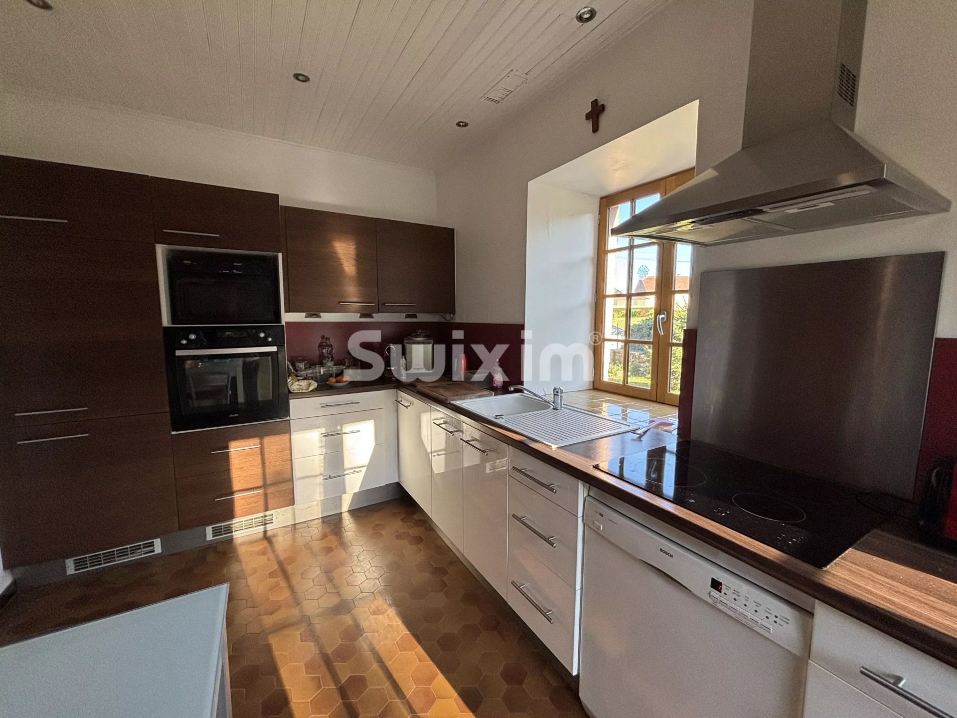 casa 6 Camere in vendita su La Roche-en-Brenil (21530)