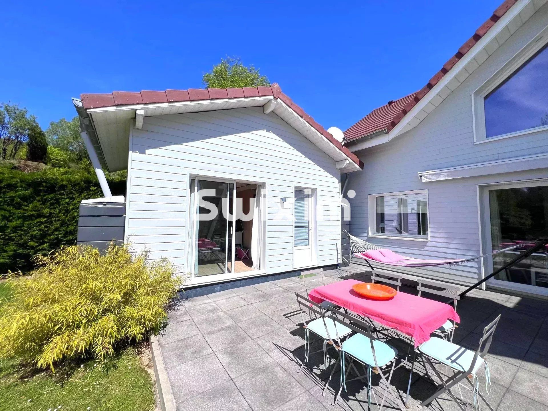 casa 6 Quartos para venda sobre Moirans-en-Montagne (39260)