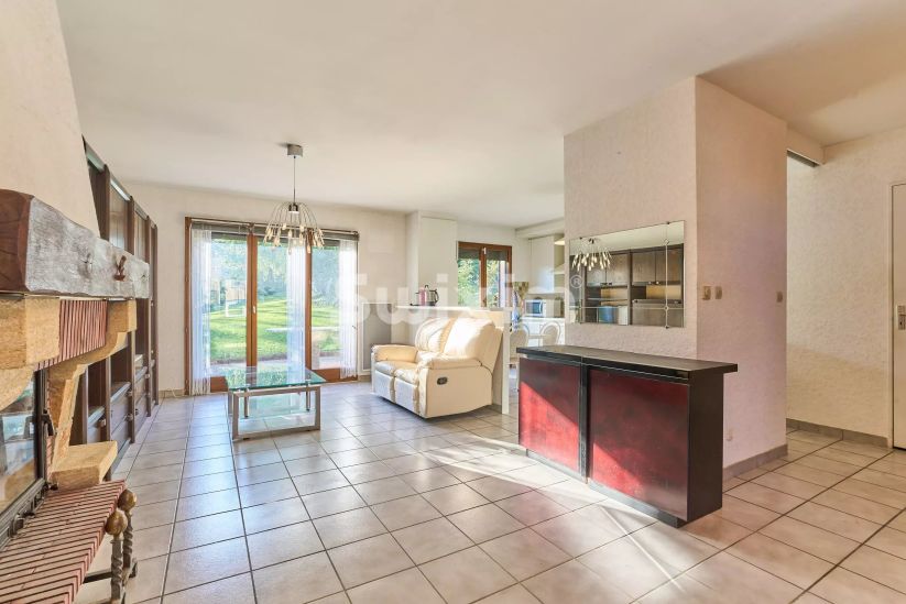 Venda Casa Collonges-sous-Salève 4&nbsp;Quartos 93.88&nbsp;m²