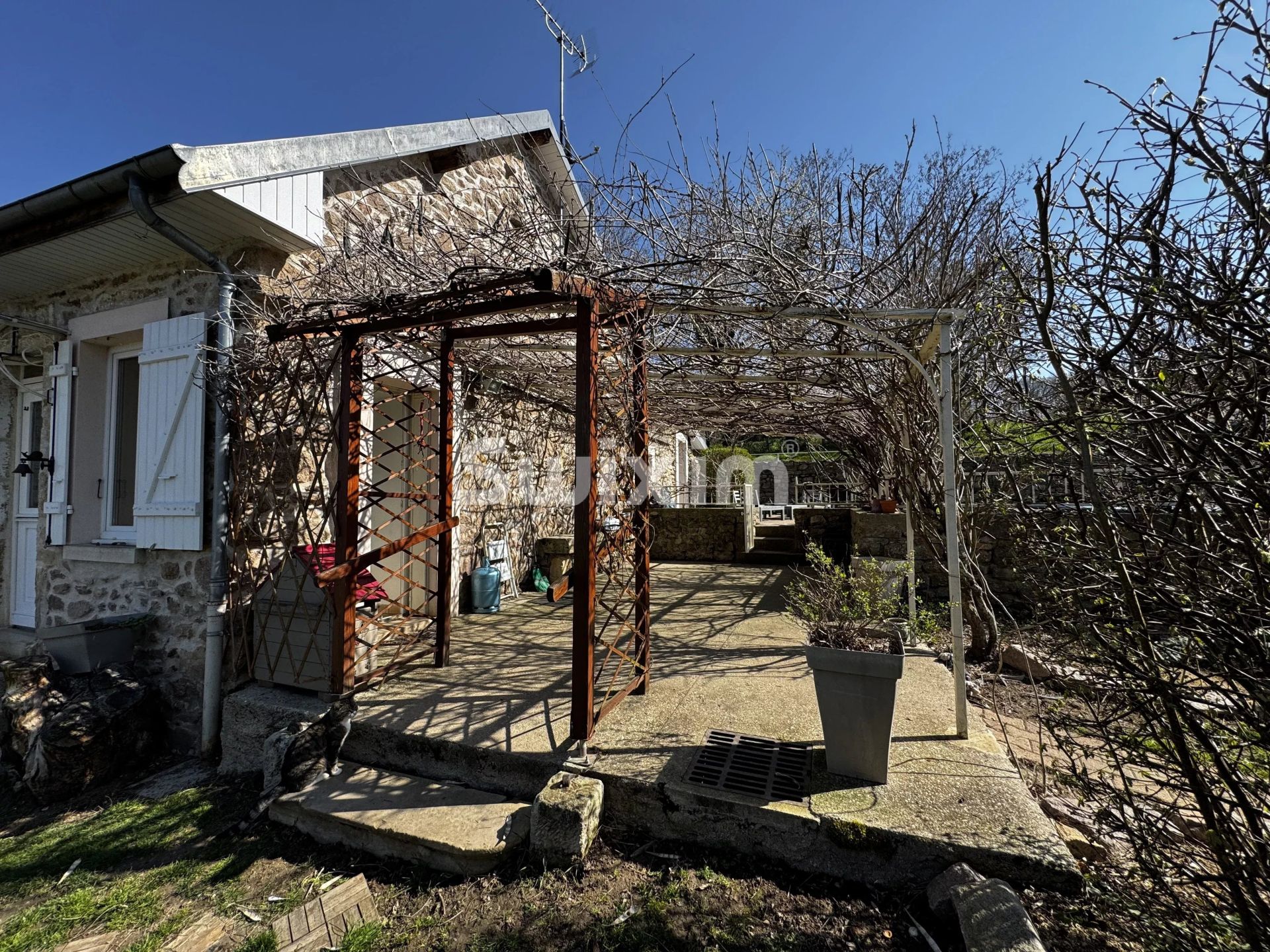 casa in vendita su Avallon (89200)