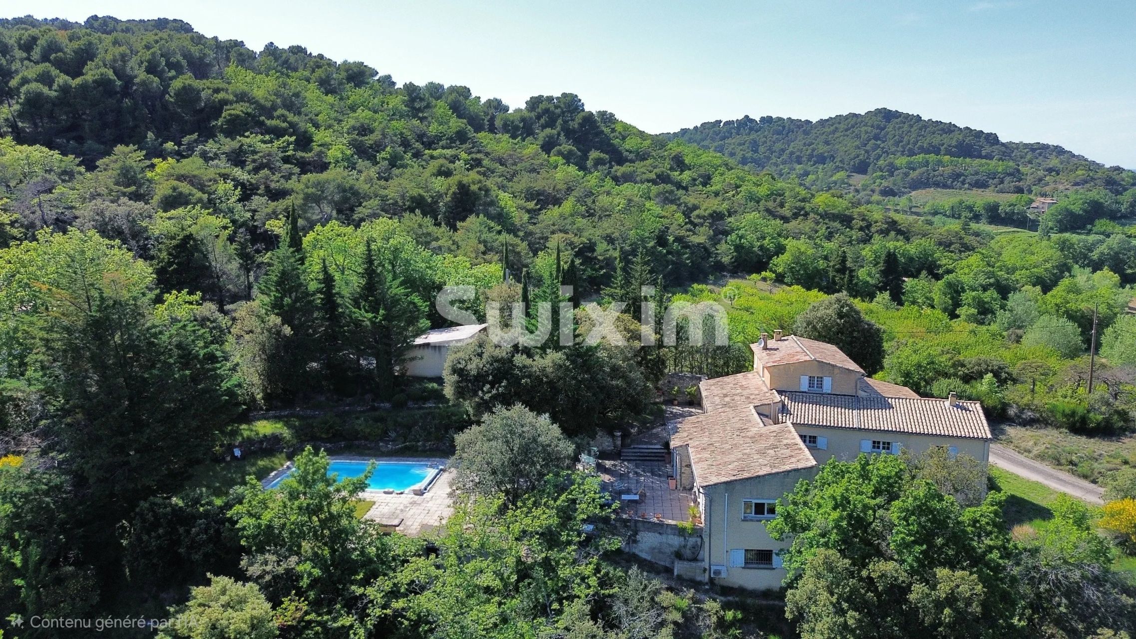 casa 8 Camere in vendita su Nyons (26110)