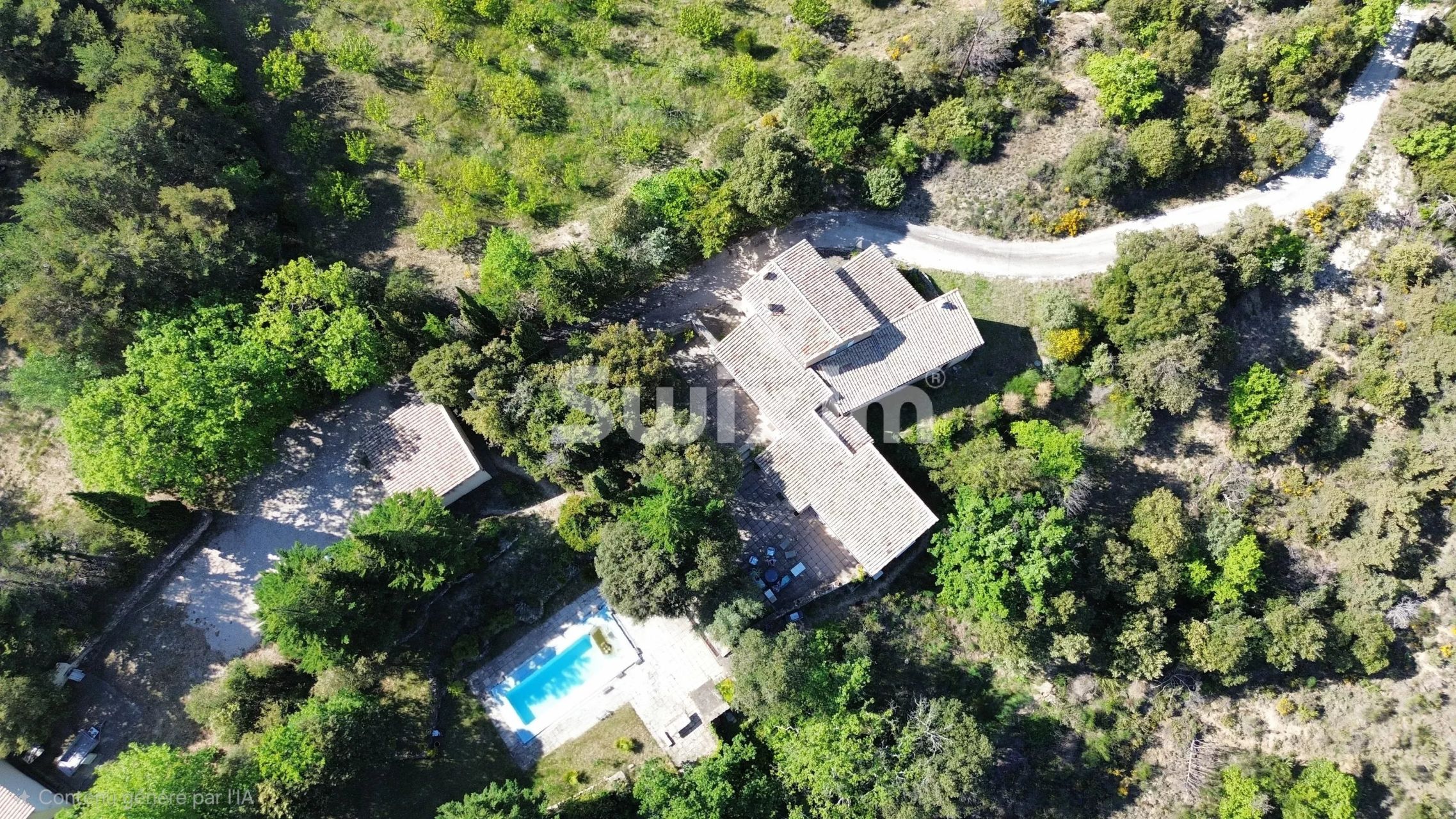 casa 8 Camere in vendita su Nyons (26110)