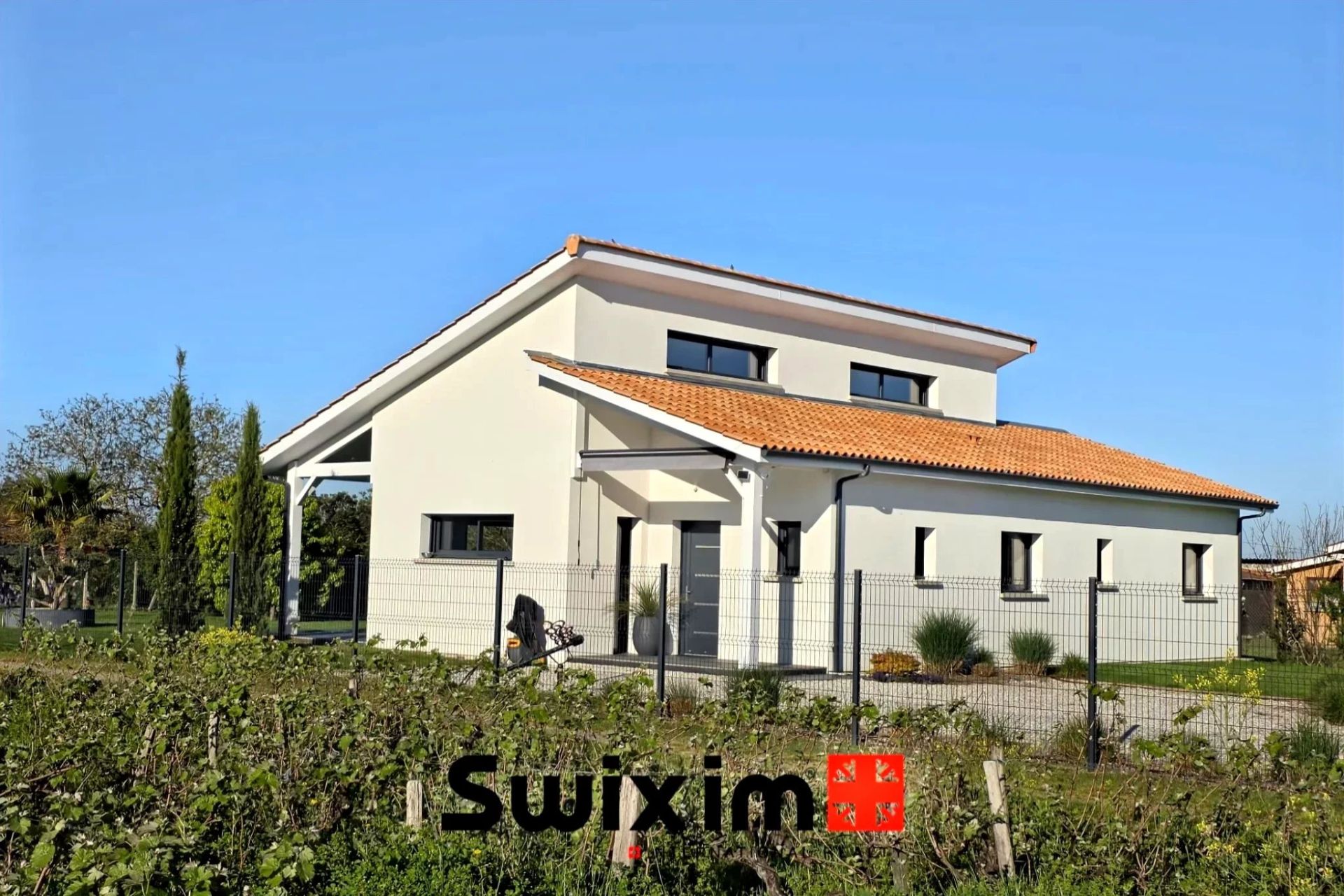 casa 4 Camere in vendita su Saint-Seurin-de-Cadourne (33180)