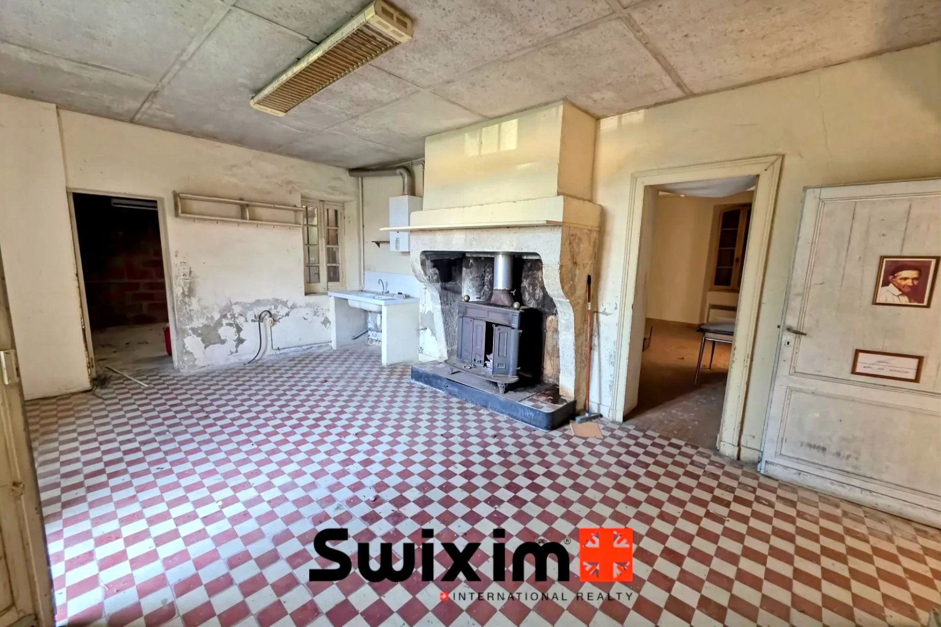 property 17 Rooms for sale on Lesparre-Médoc (33340)