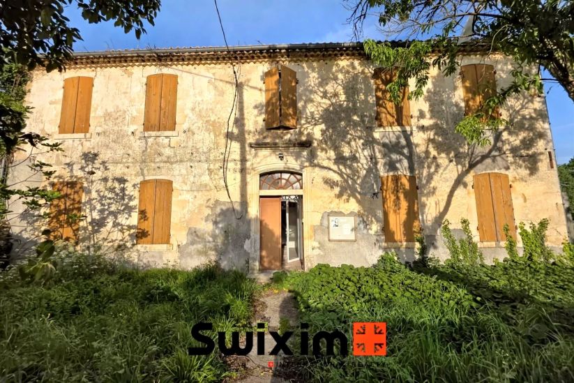 Sale Property Lesparre-Médoc 17&nbsp;Rooms 486.17&nbsp;m²