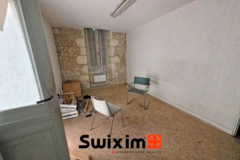 Sale Property Lesparre-Médoc 17&nbsp;Rooms 486.17&nbsp;m²