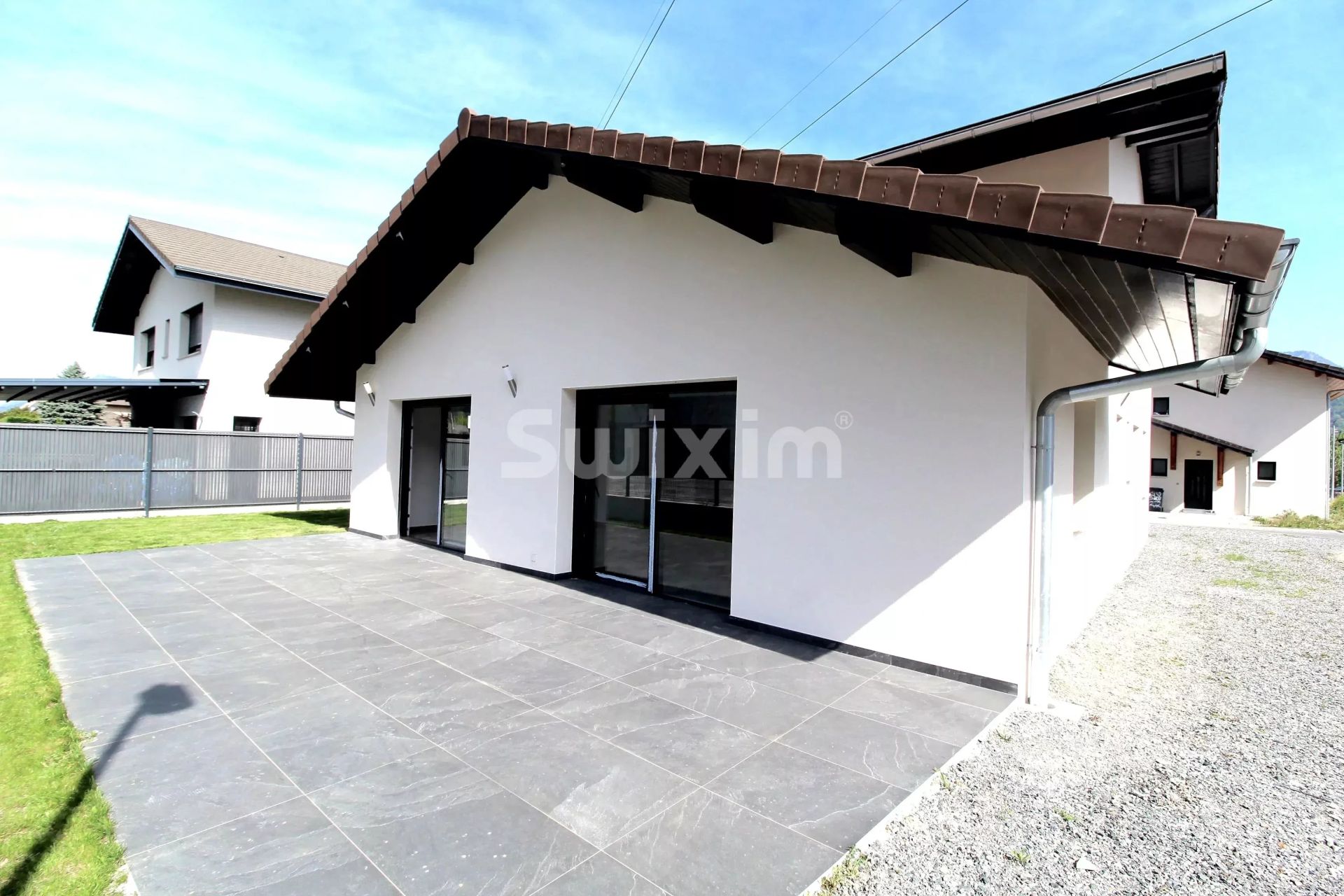 house 5 Rooms for sale on Scionzier (74950)