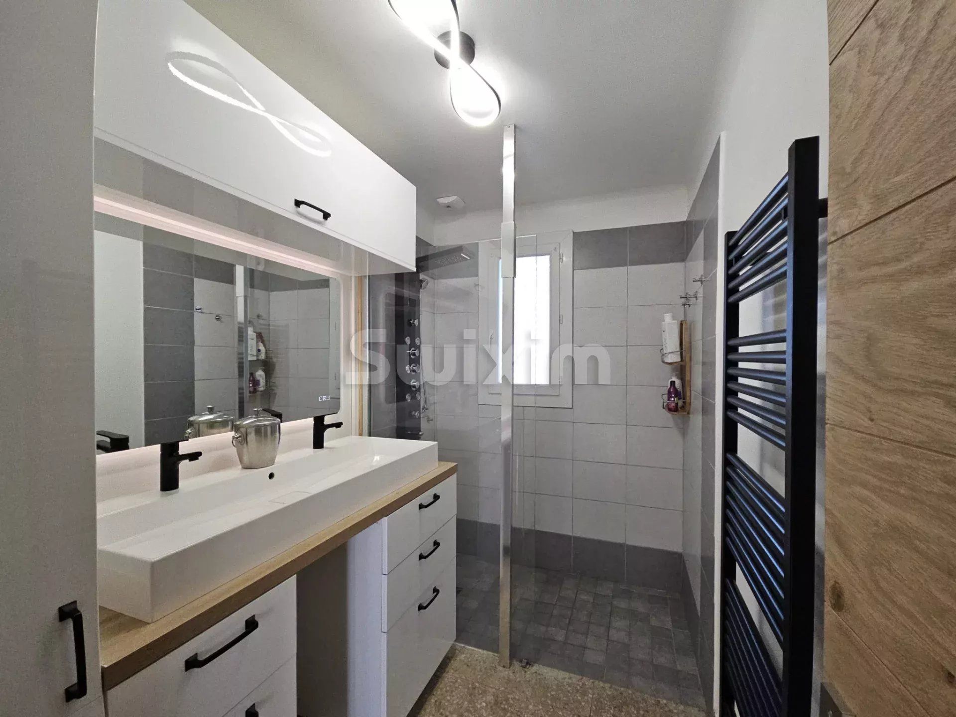 villa 6 Camere in vendita su Castillon-du-Gard (30210)