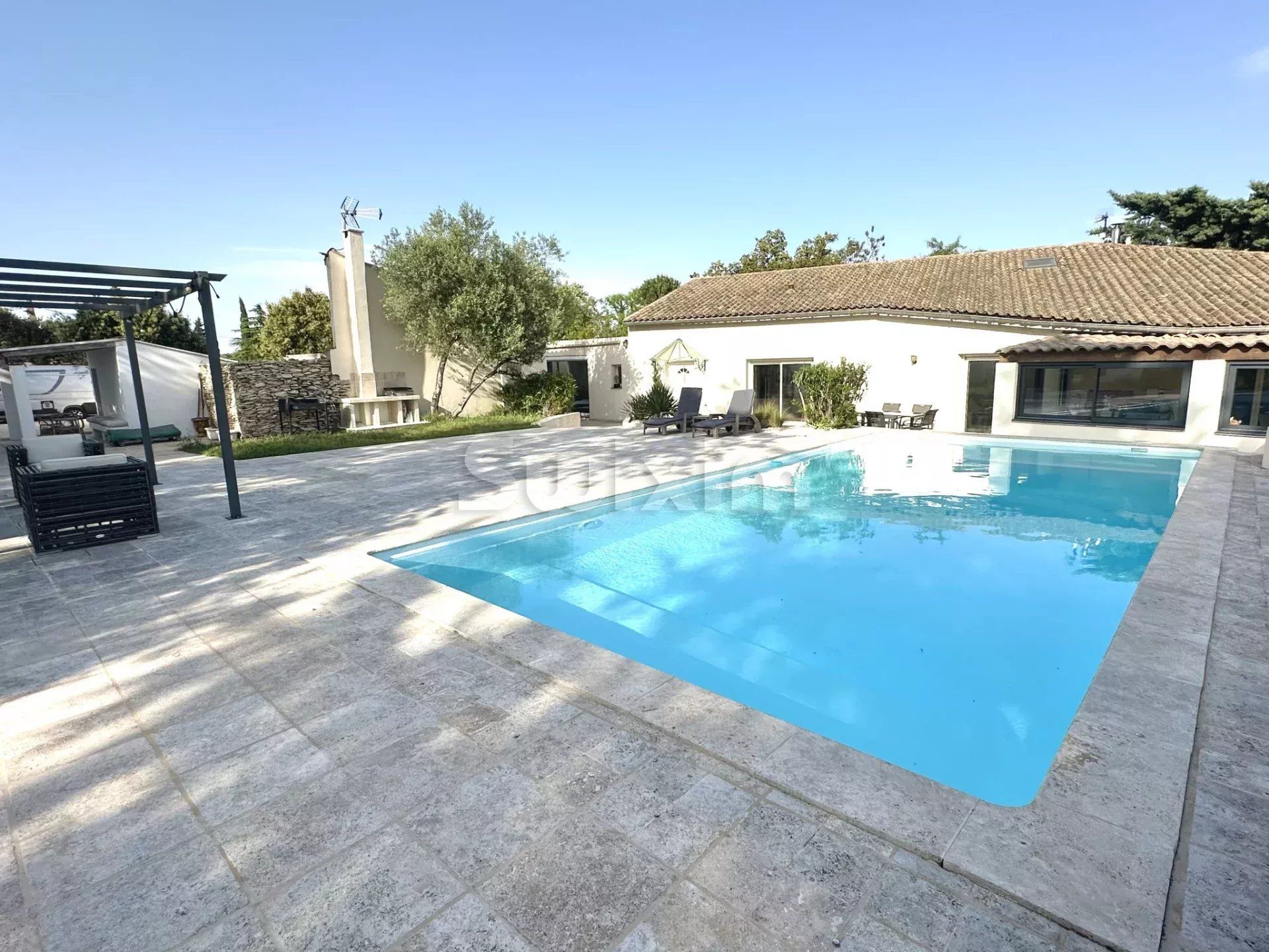 villa 4 Camere in vendita su Nîmes (30900)