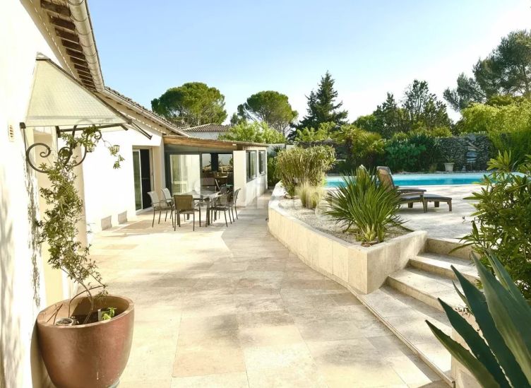 Vendita Villa Nîmes 4&nbsp;Camere 198&nbsp;m²