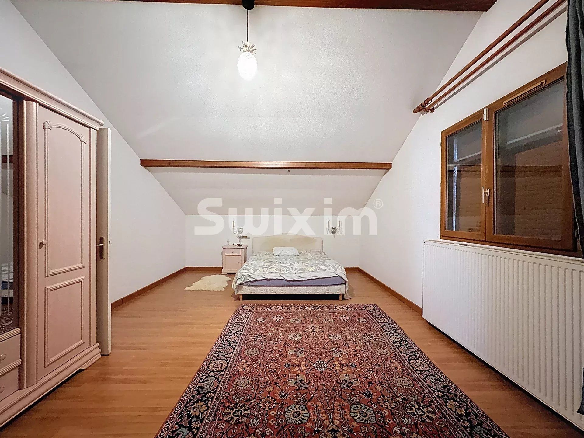 casa 7 Quartos para venda sobre Saint-Jean-de-Gonville (01630)