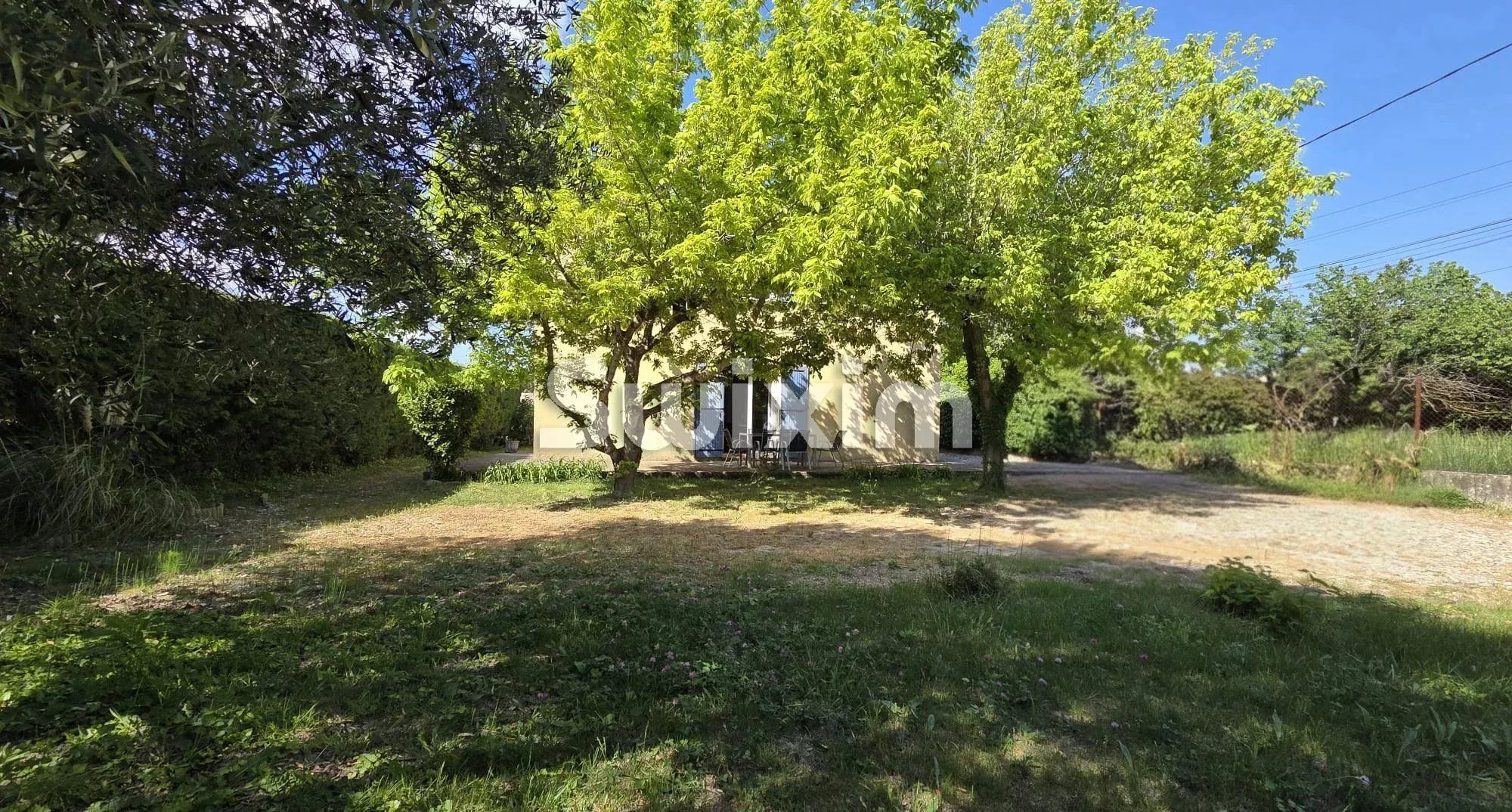 casa 5 Camere in vendita su Orange (84100)