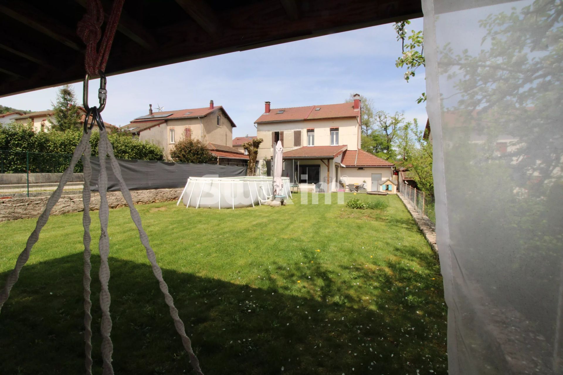 casa 5 Quartos para venda sobre Coteaux du Lizon (39170)