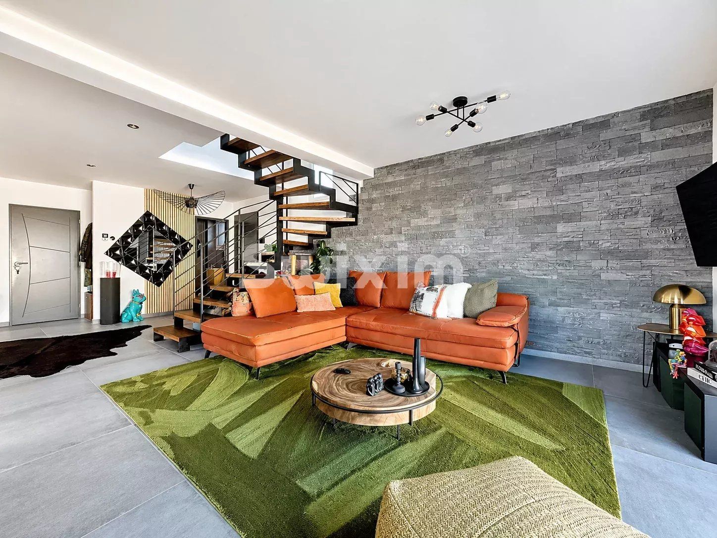 maison 5 Pièces en vente sur Saint-Jean-de-Gonville (01630)