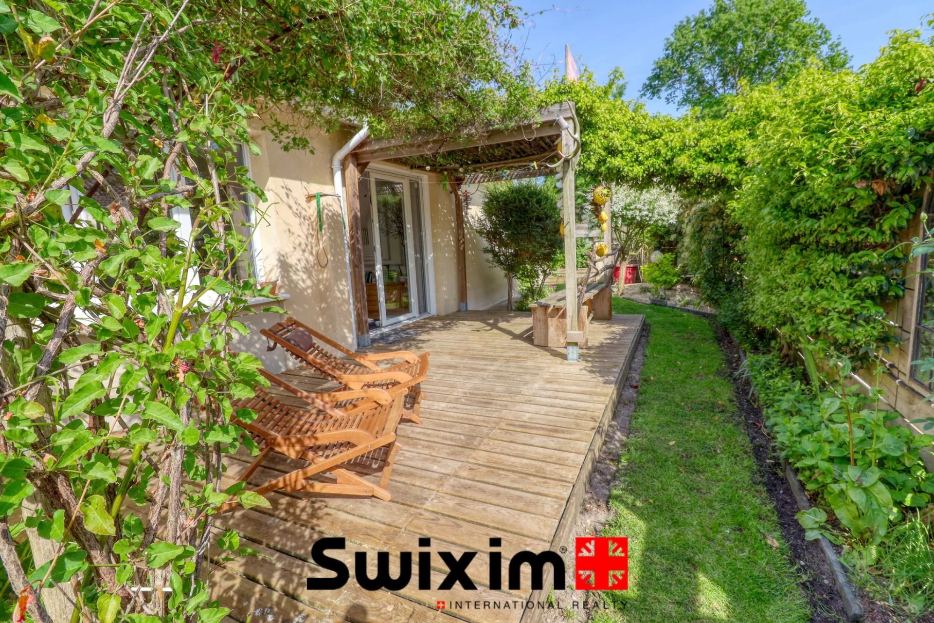 house 4 Rooms for sale on Hourtin (33990)