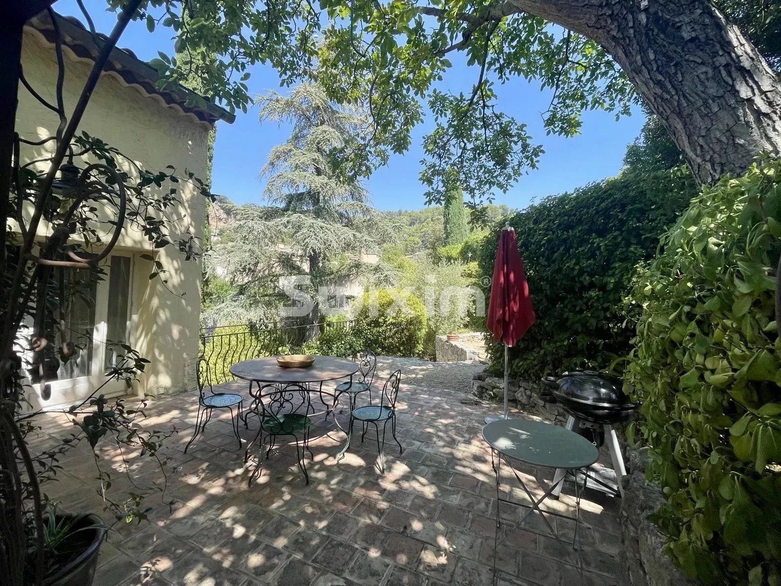 Vente Propriété Cotignac 8&nbsp;Pièces 220&nbsp;m²