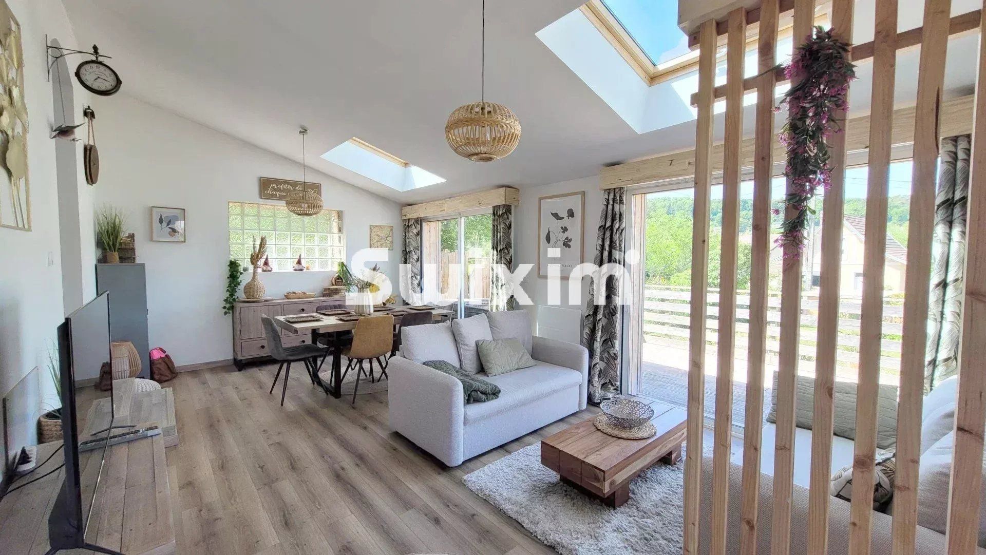 casa 8 Salas en venta en Lons-le-Saunier (39000)
