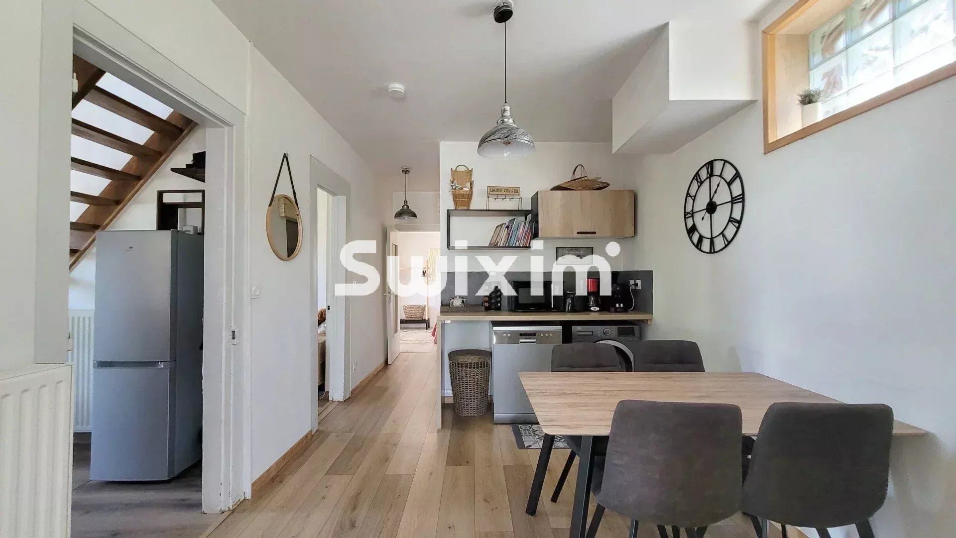 casa 8 Salas en venta en Lons-le-Saunier (39000)