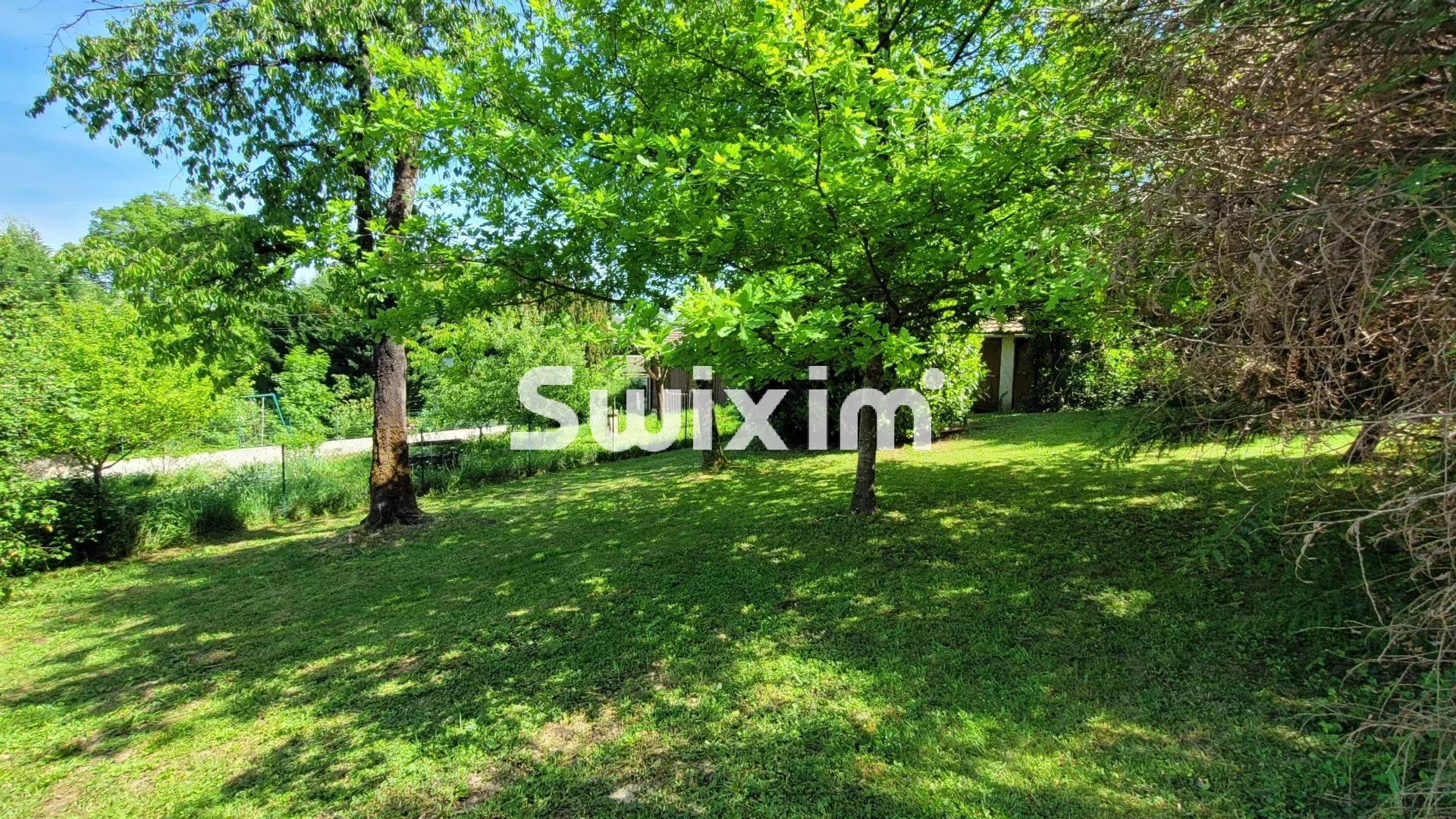 casa 8 Salas en venta en Lons-le-Saunier (39000)