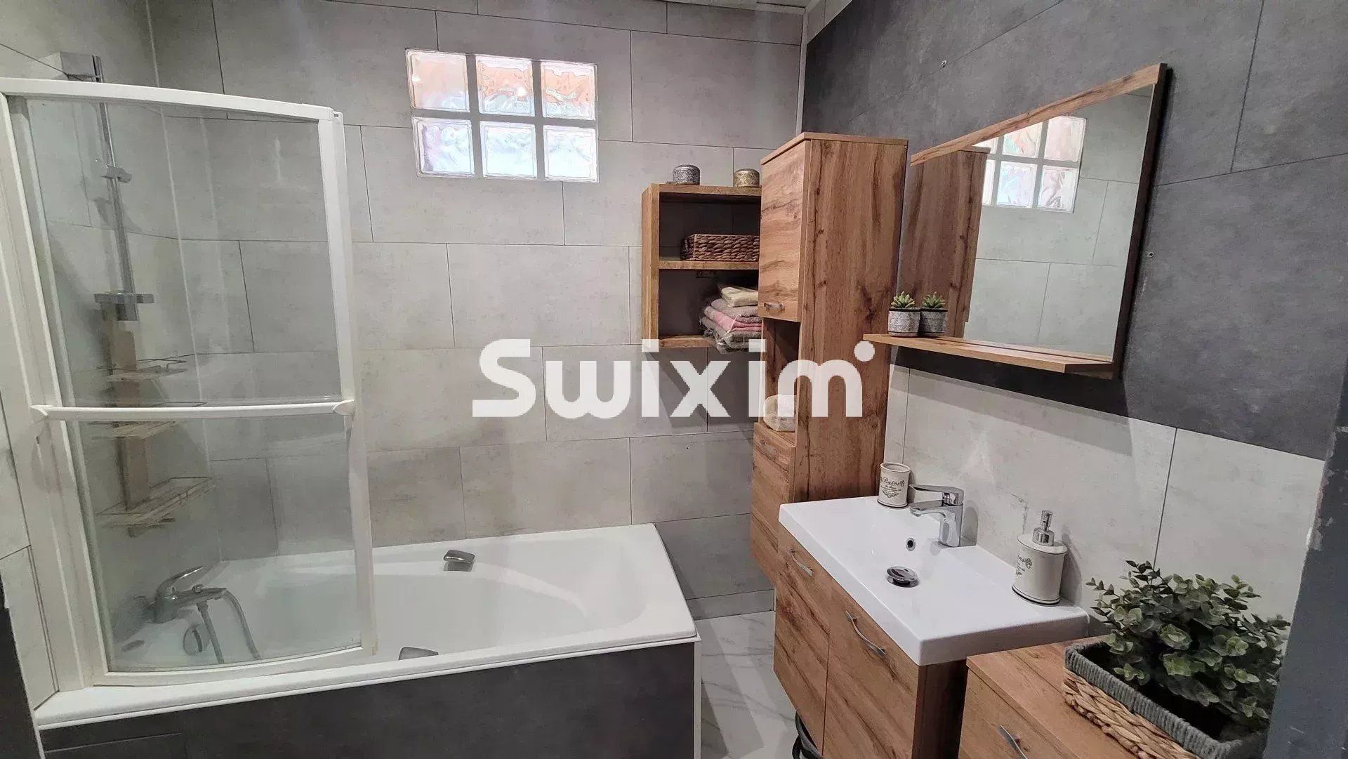 casa 8 Salas en venta en Lons-le-Saunier (39000)