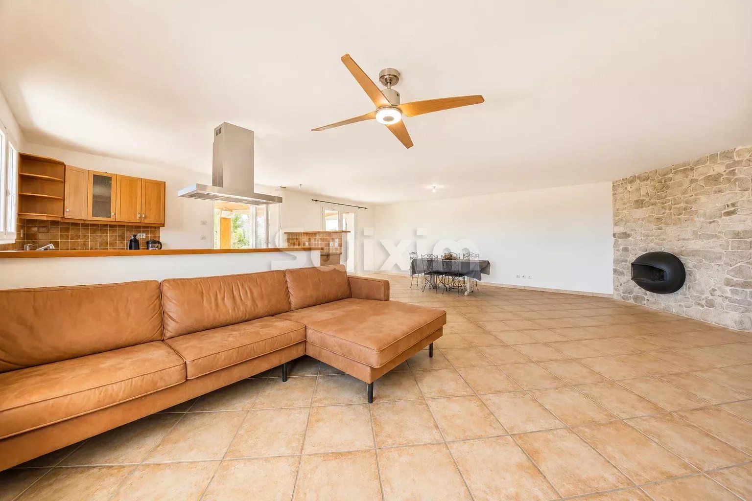 villa 5 Camere in vendita su Saint-Denis (30500)