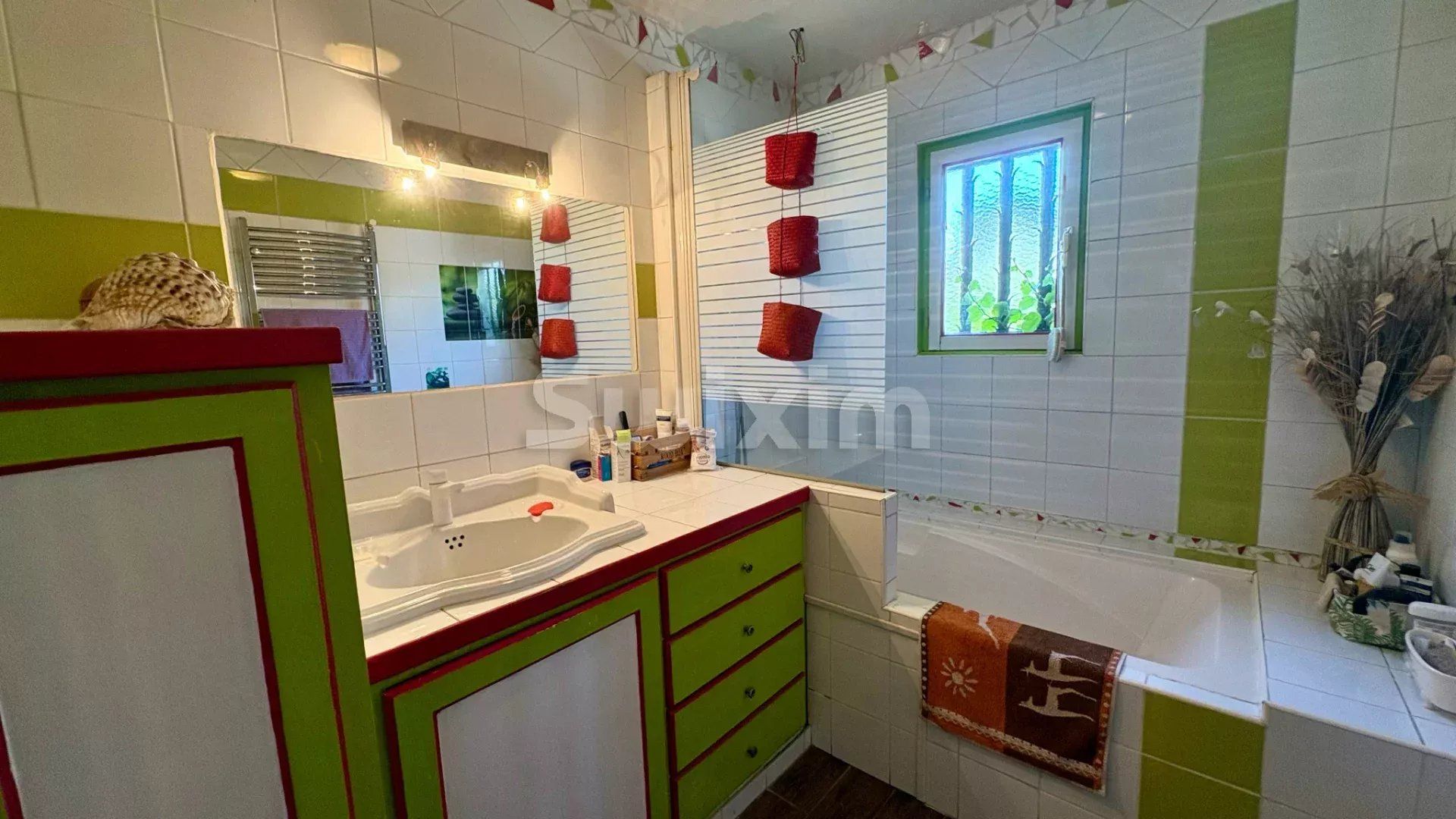 villa 7 Camere in vendita su Alès (30100)