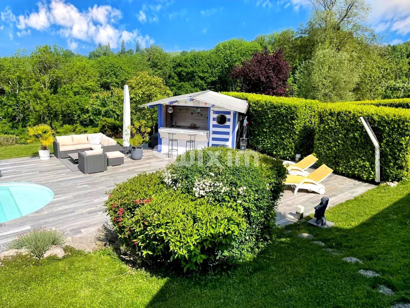 house 6 Rooms for rent on Saint-Sylvestre (74540)