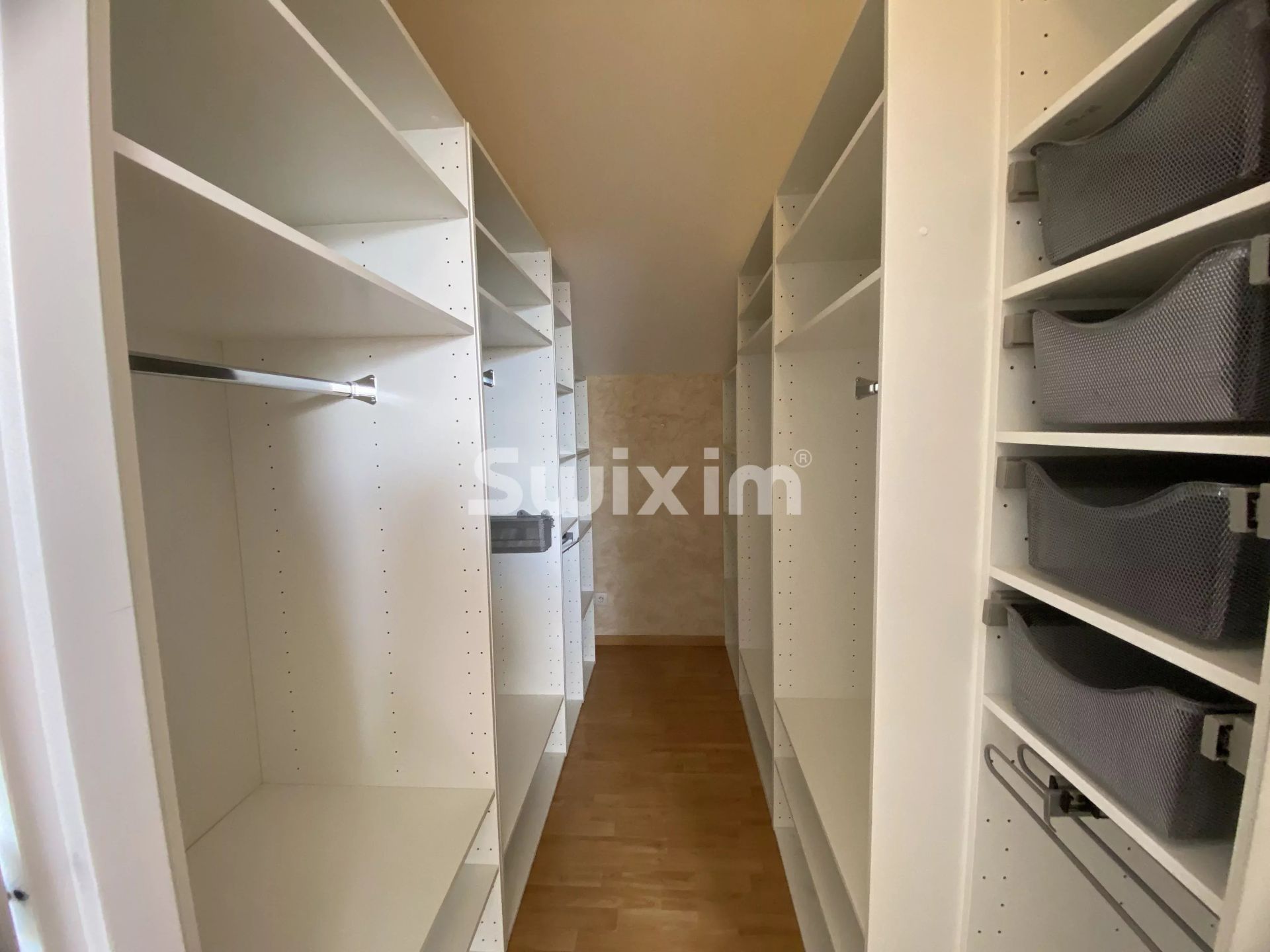 house 6 Rooms for rent on Saint-Sylvestre (74540)