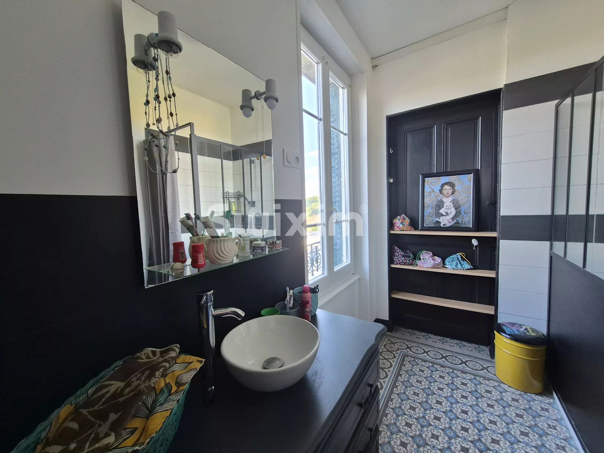 house 6 Rooms for sale on Bussières (71960)